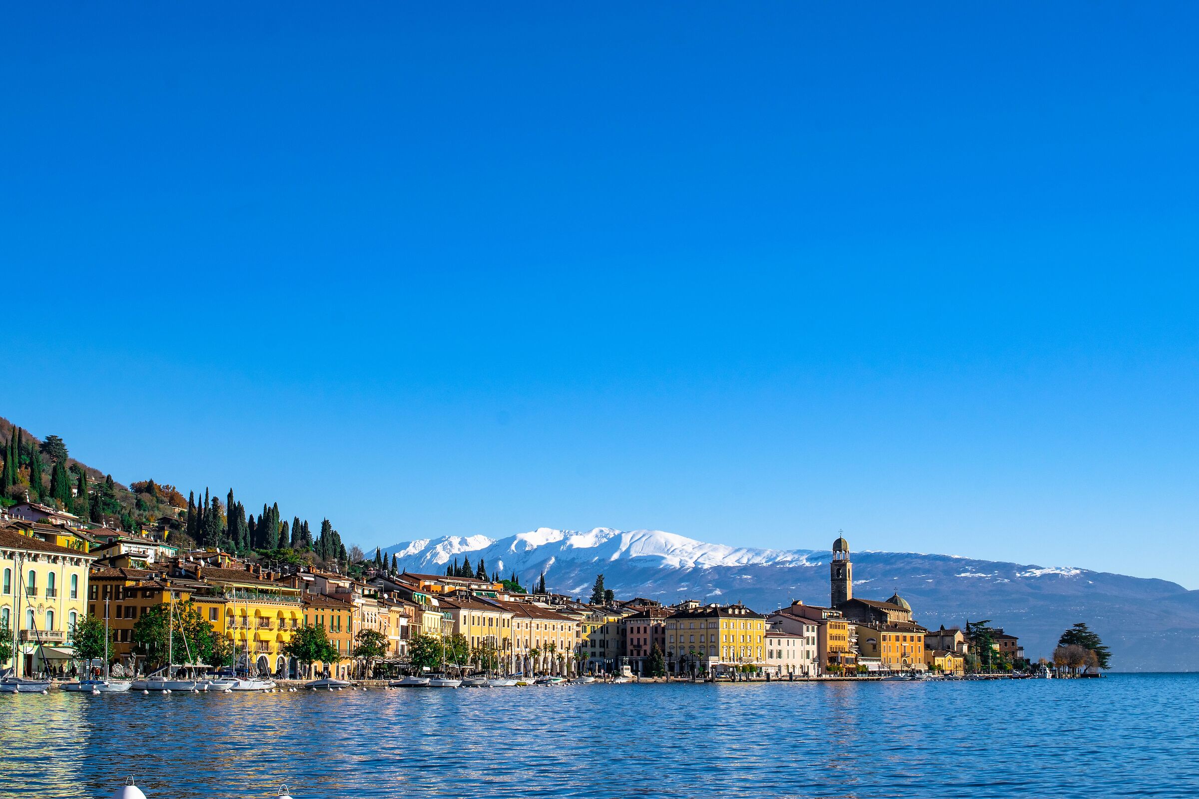 The lakefront of Salò.