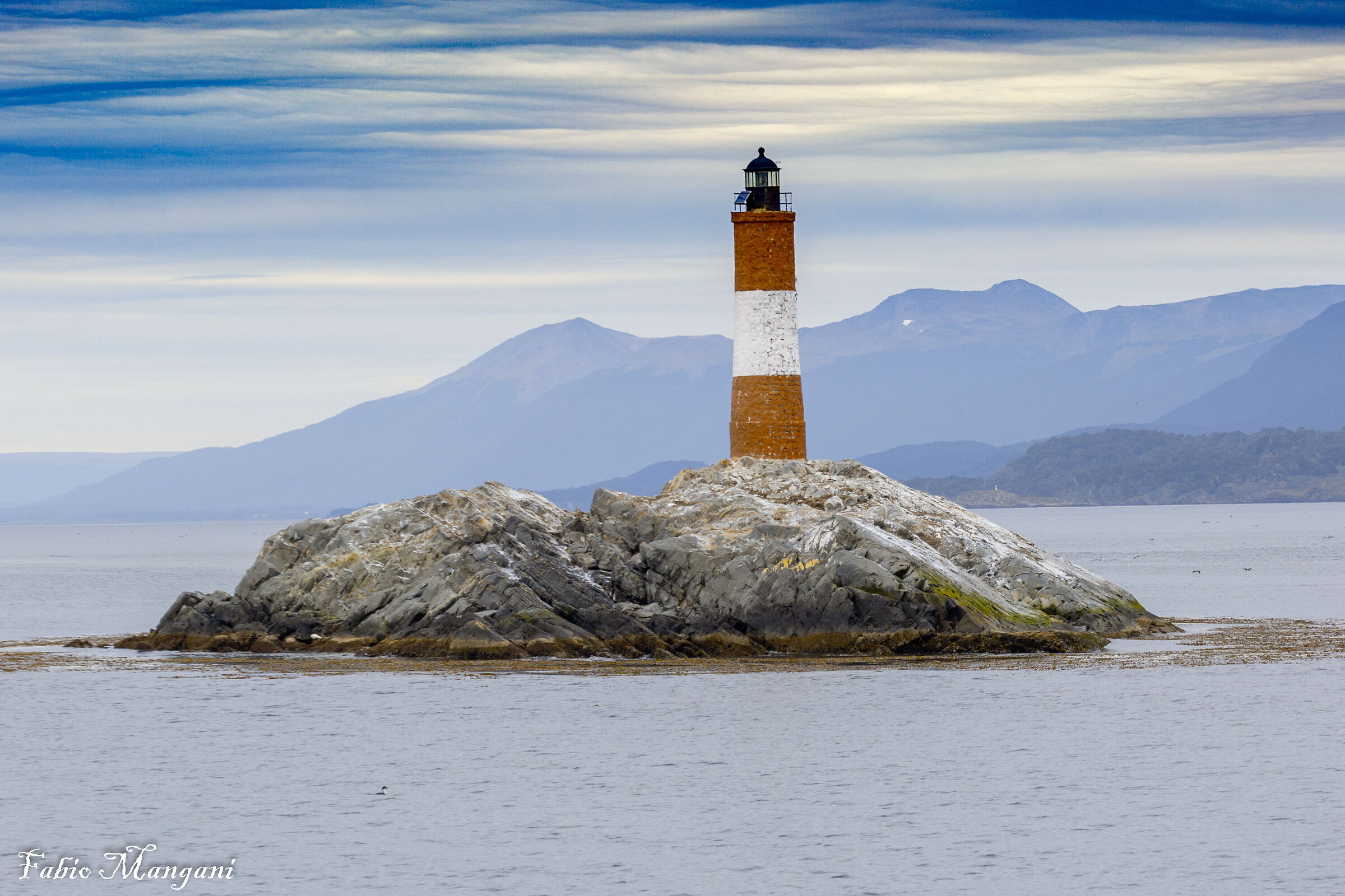 Beagle Strait Lighthouse -Usuhaia -