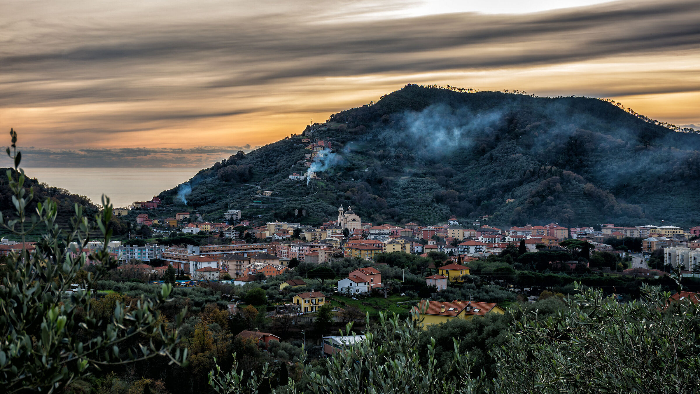 Il borgo tra gli ulivi