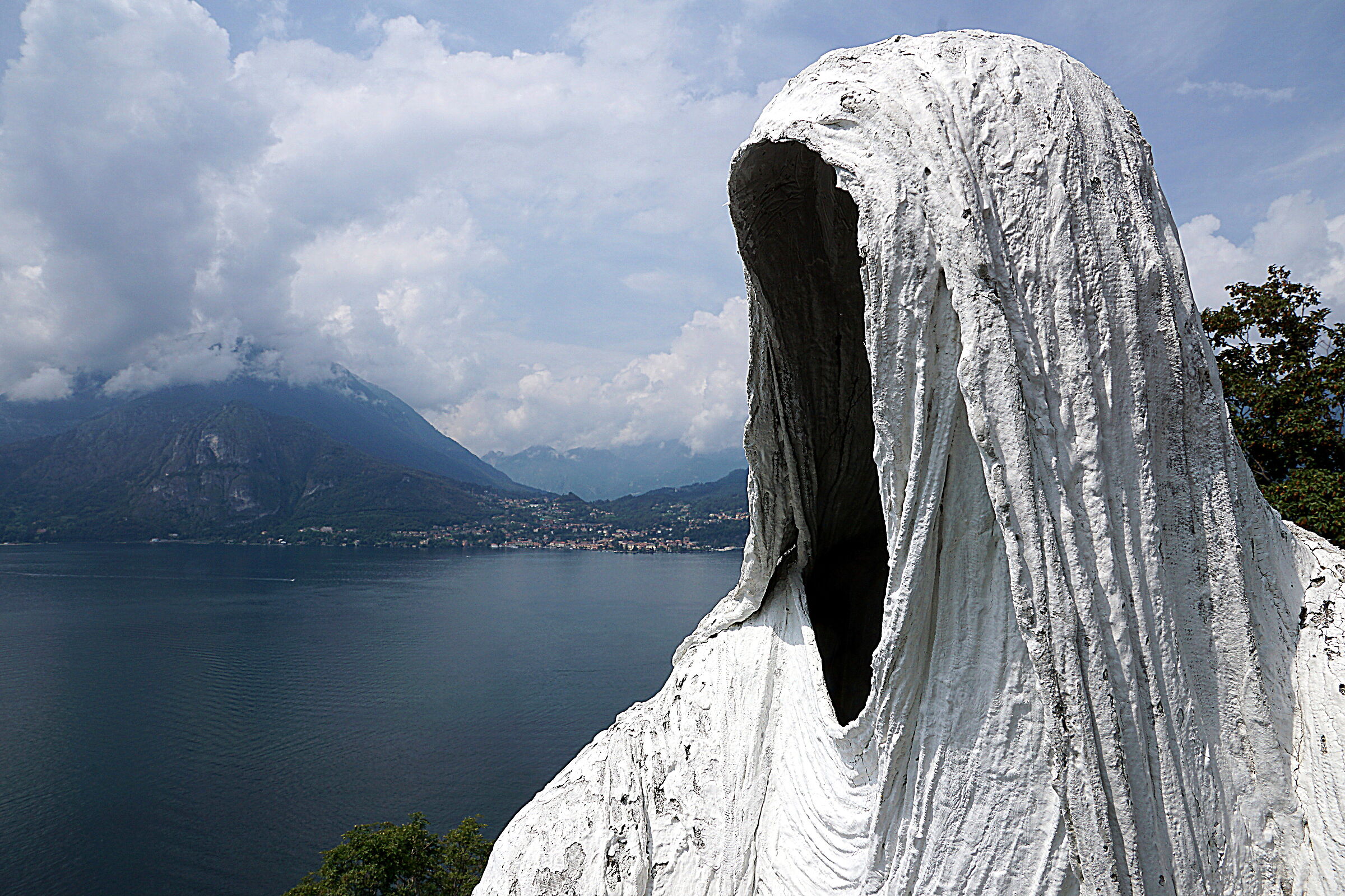 Il guardiano del lago