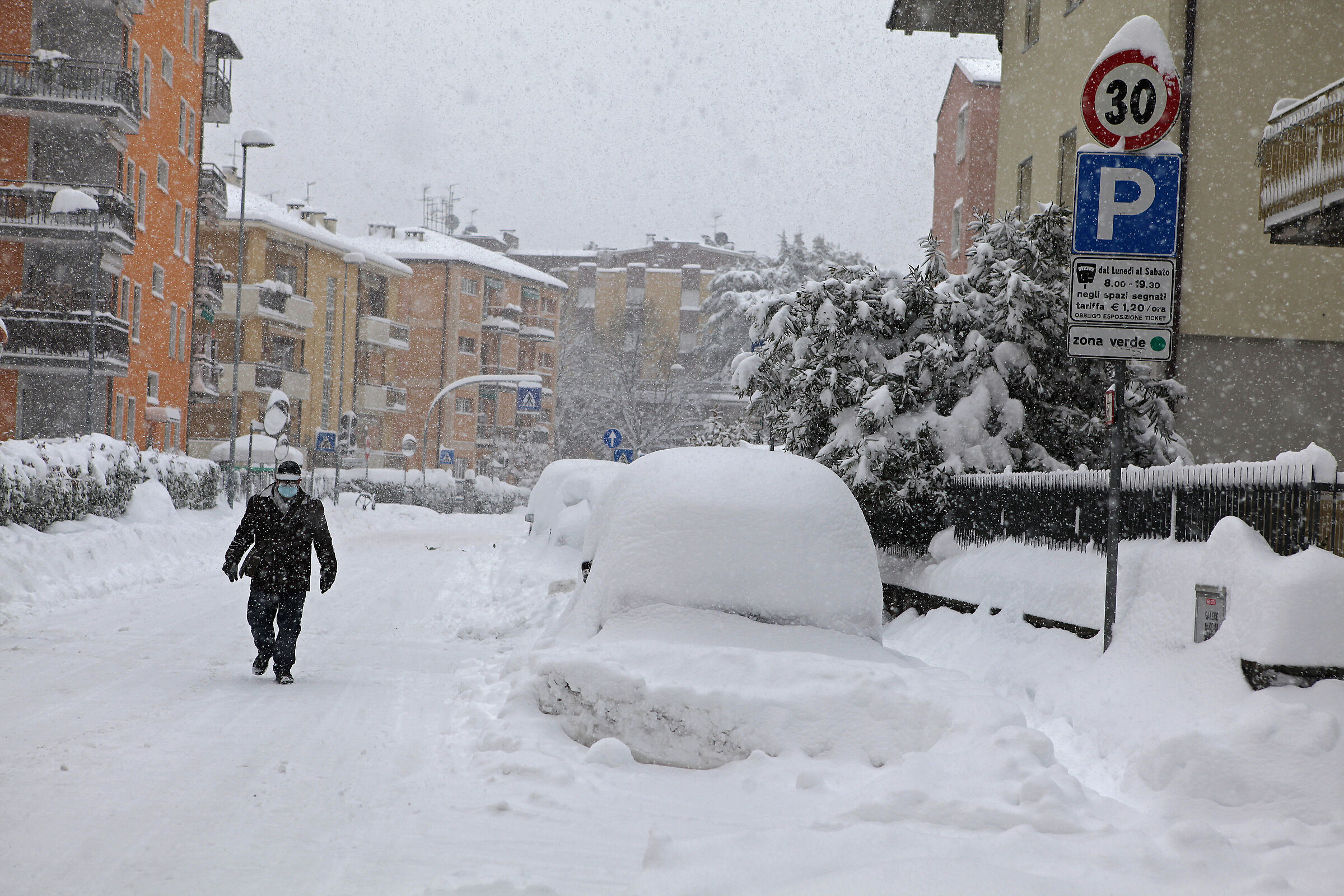 It's snowing in my country...