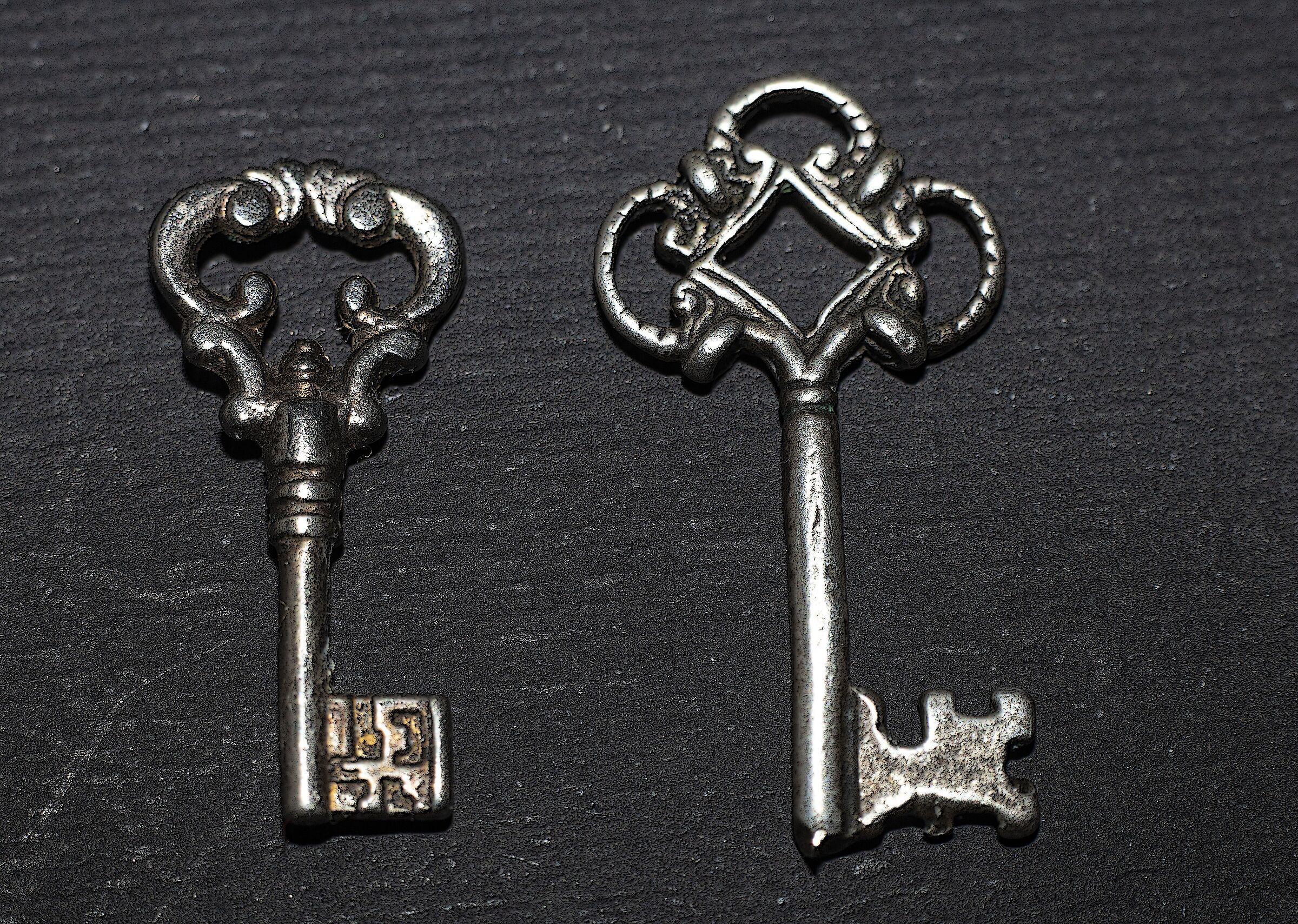 tiny keys