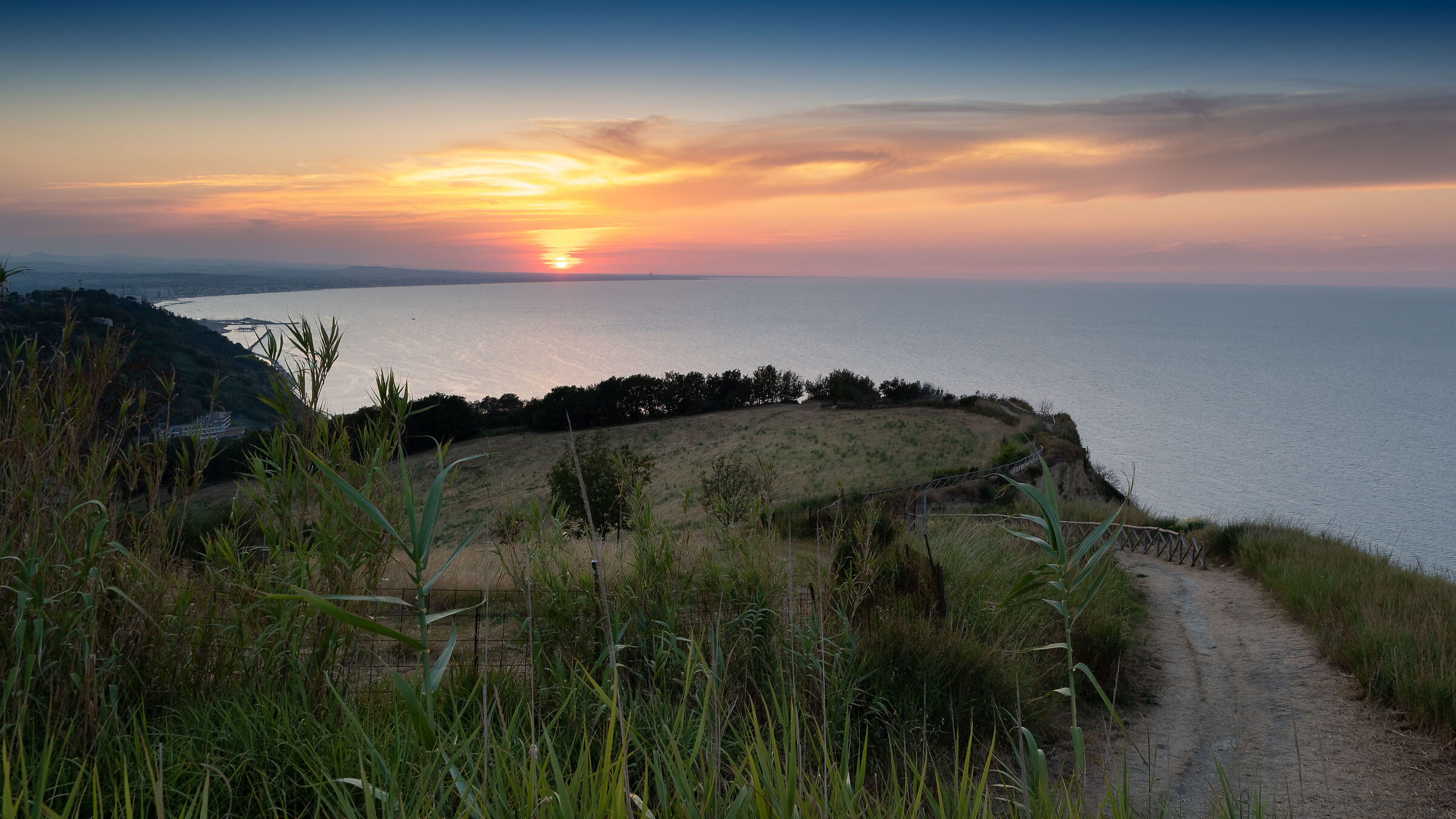 Tramonto sul San Bartolo