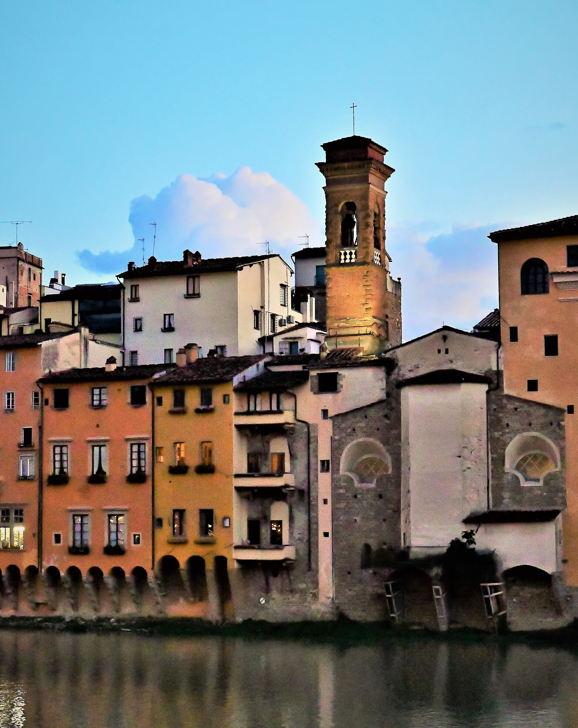 chiesa col culo nell'acqua