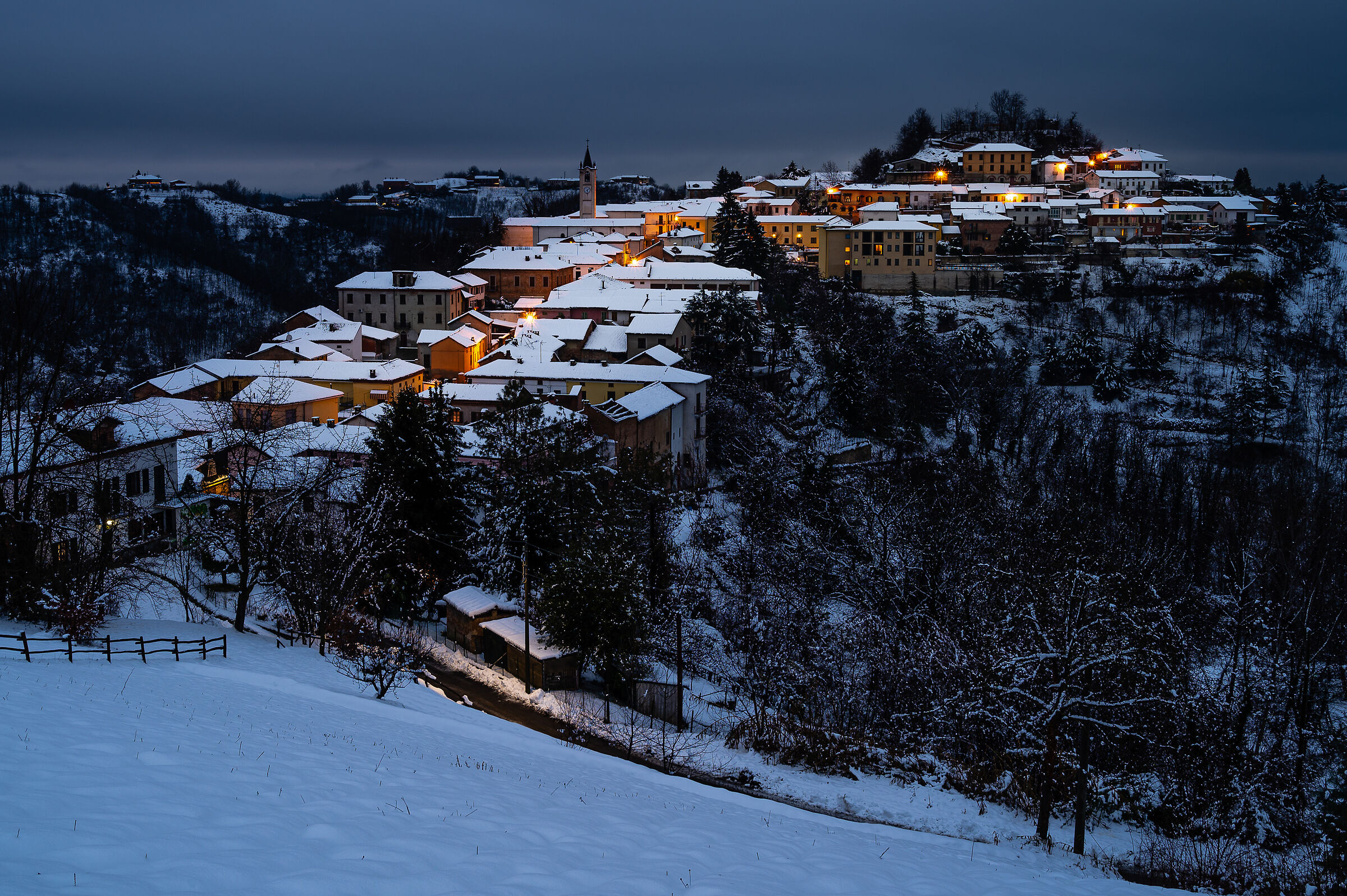 Montaldo by night