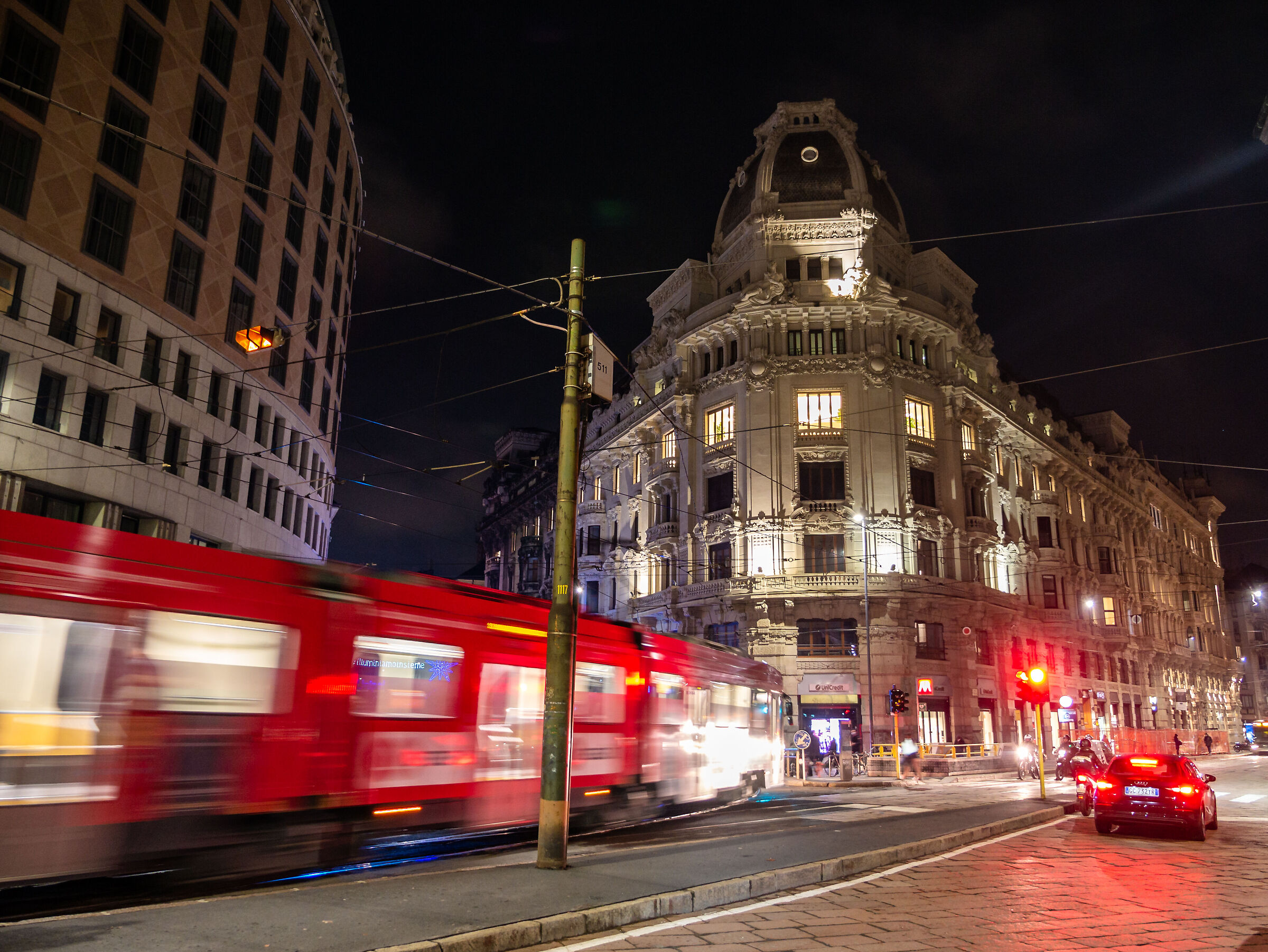 Piazza Missori - Milan