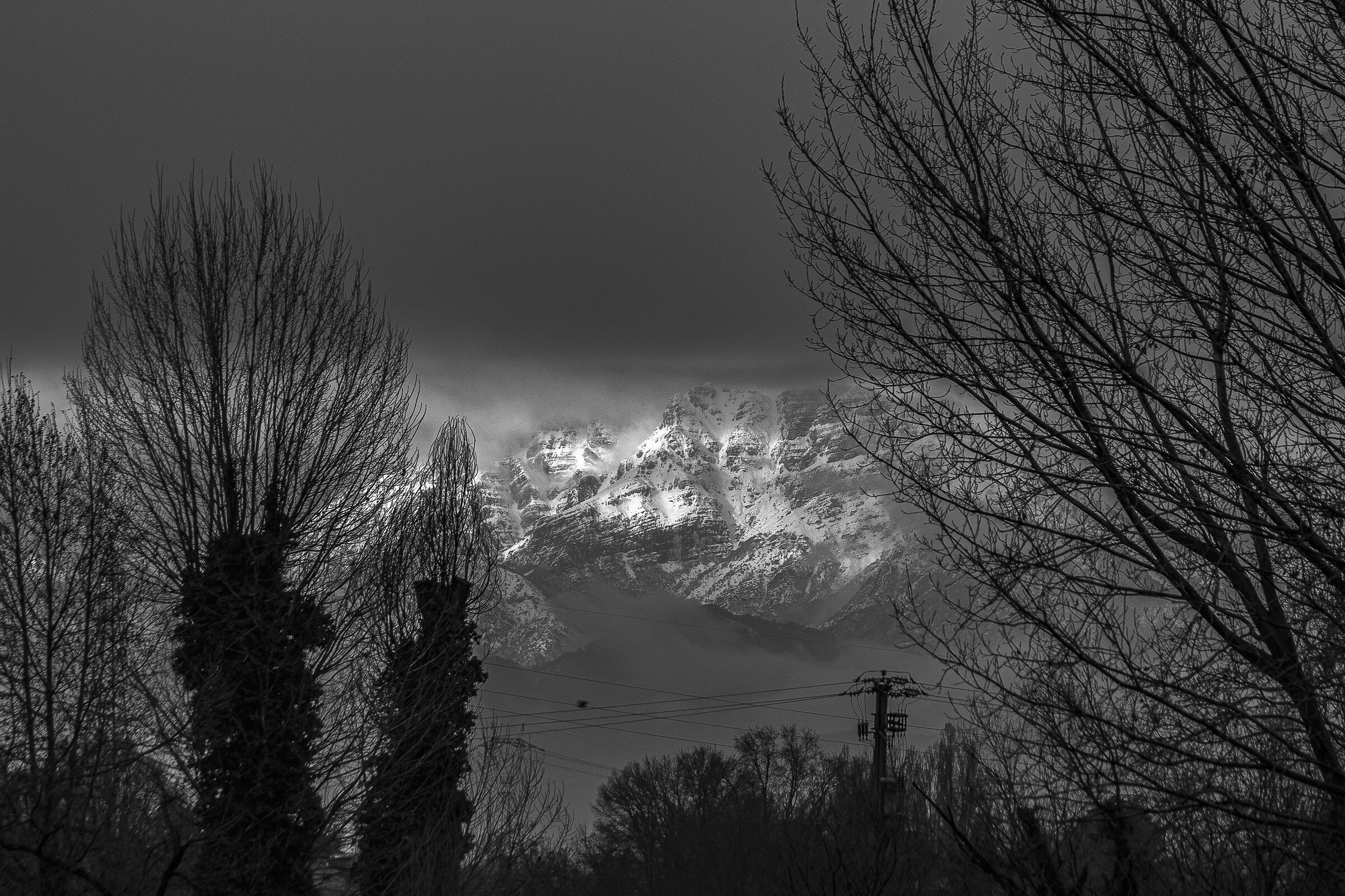 Gli artigli dell'inverno sul Resegone