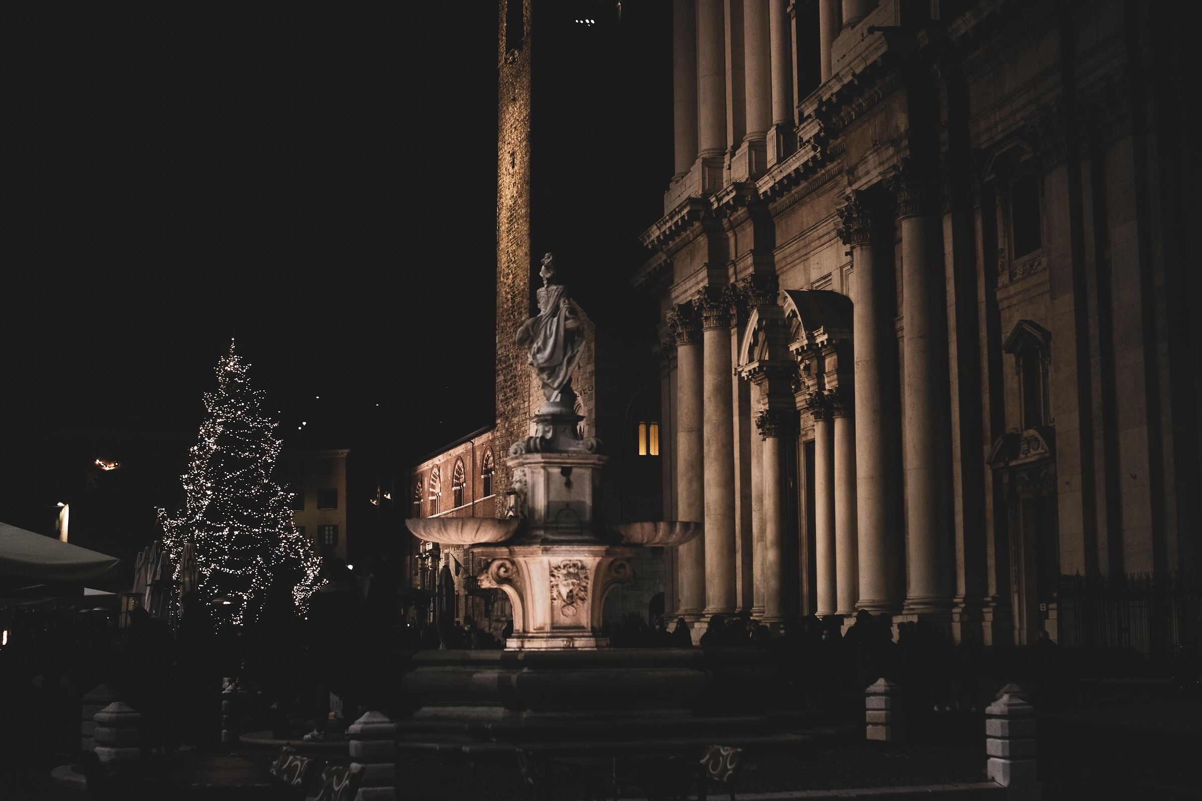 Brescia: Piazza Duomo