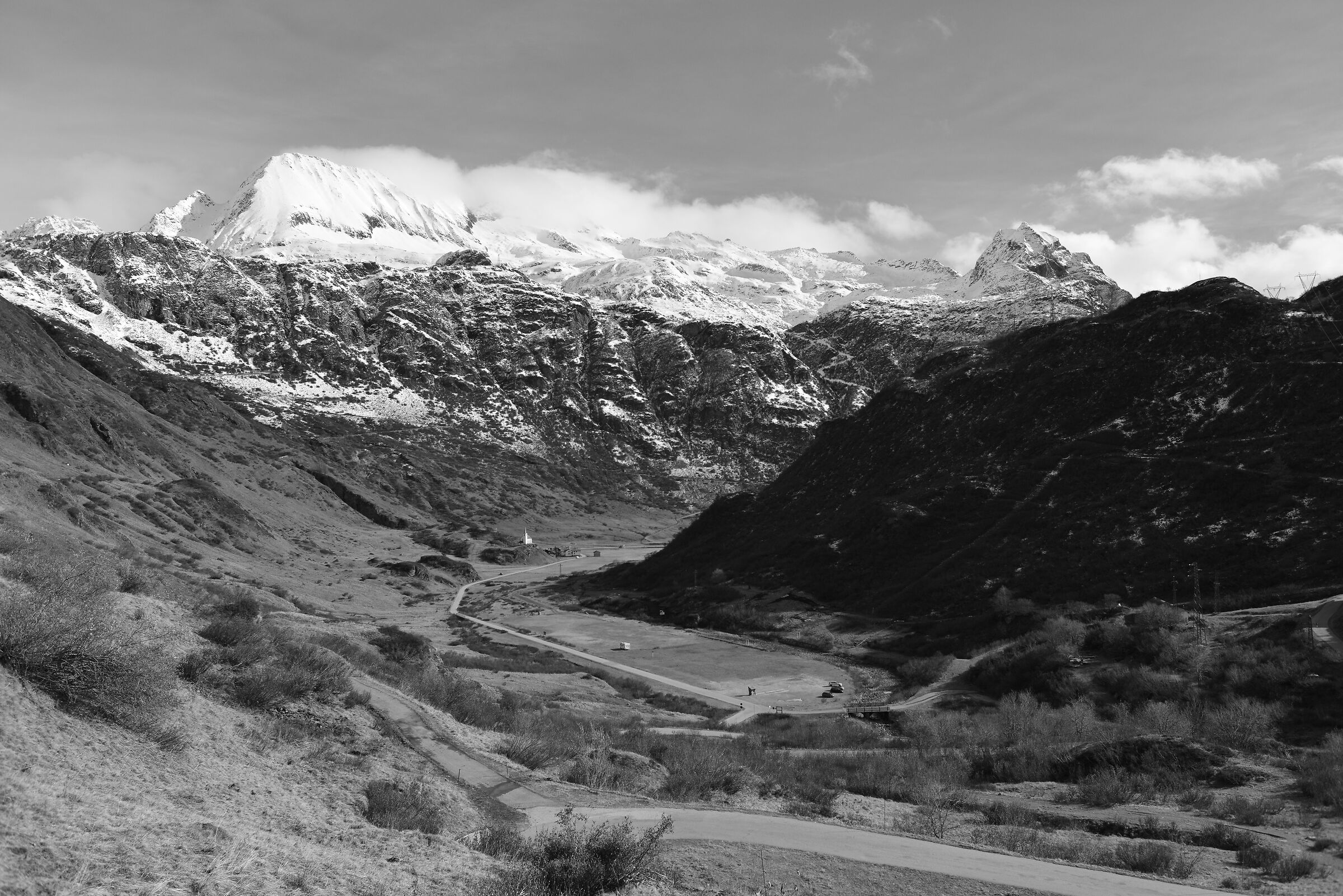 la val formazza vista dal lago di Morasco