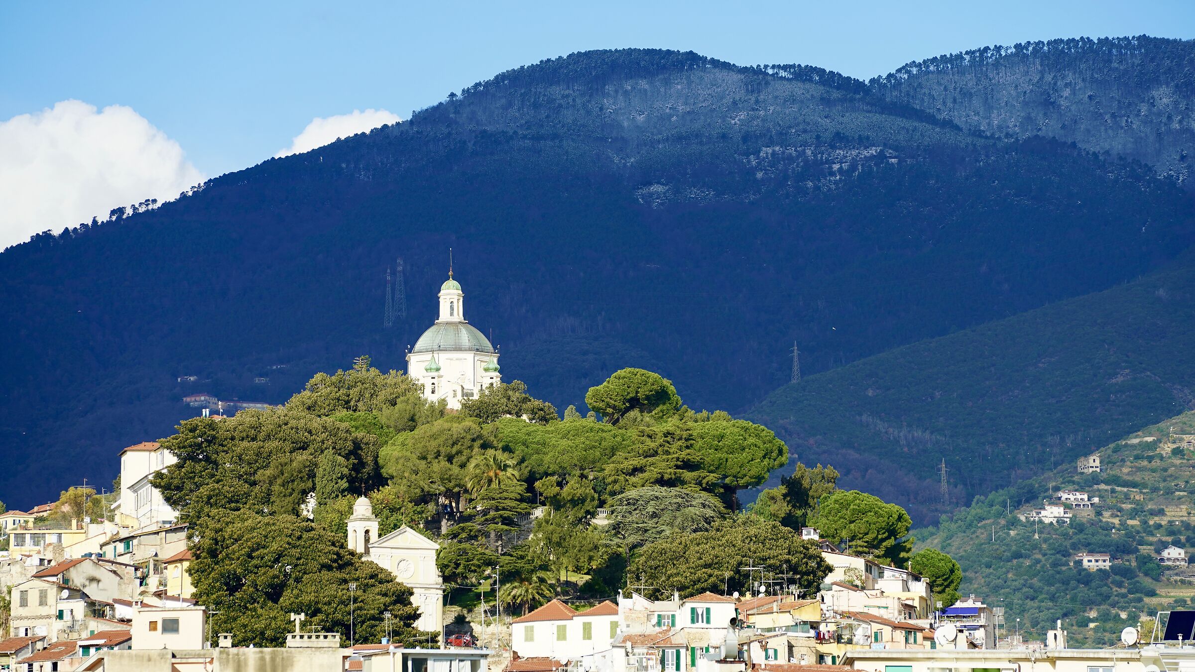 Sanremo -Madonna della Costa- vista da Porto Vecchio