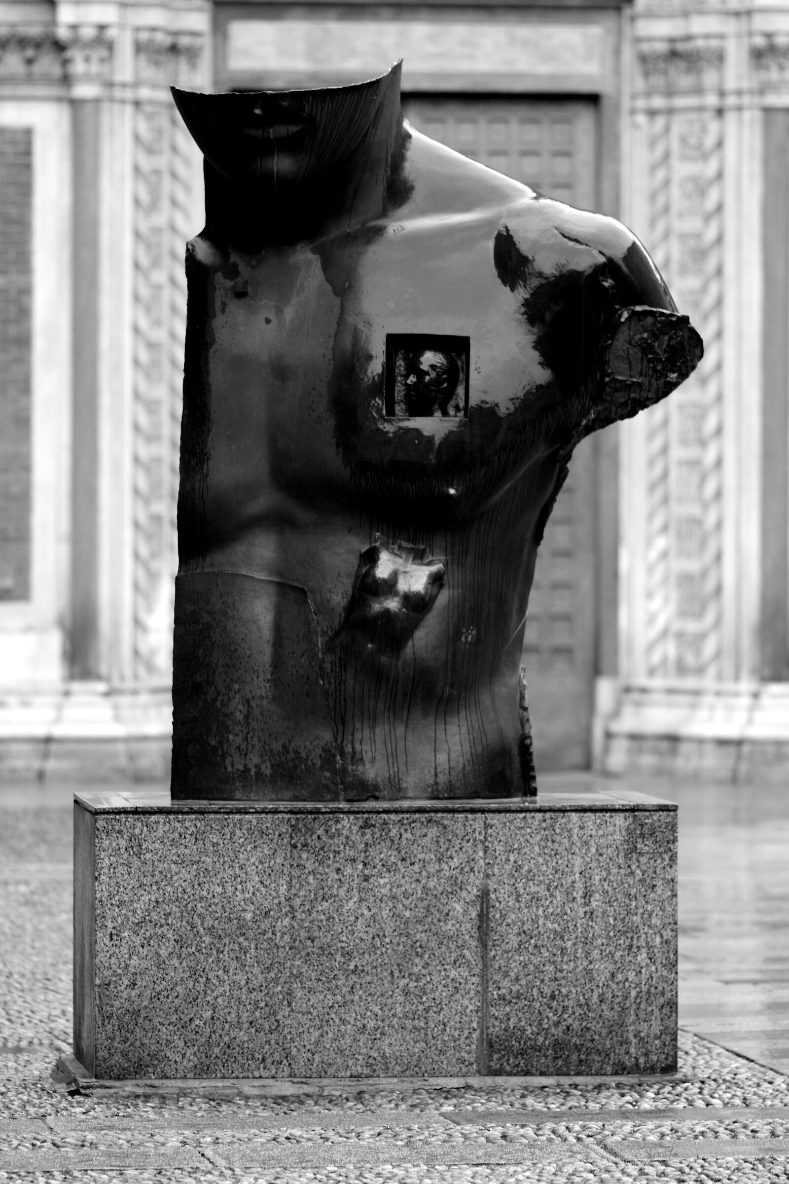 Milano,piazza del Carmine