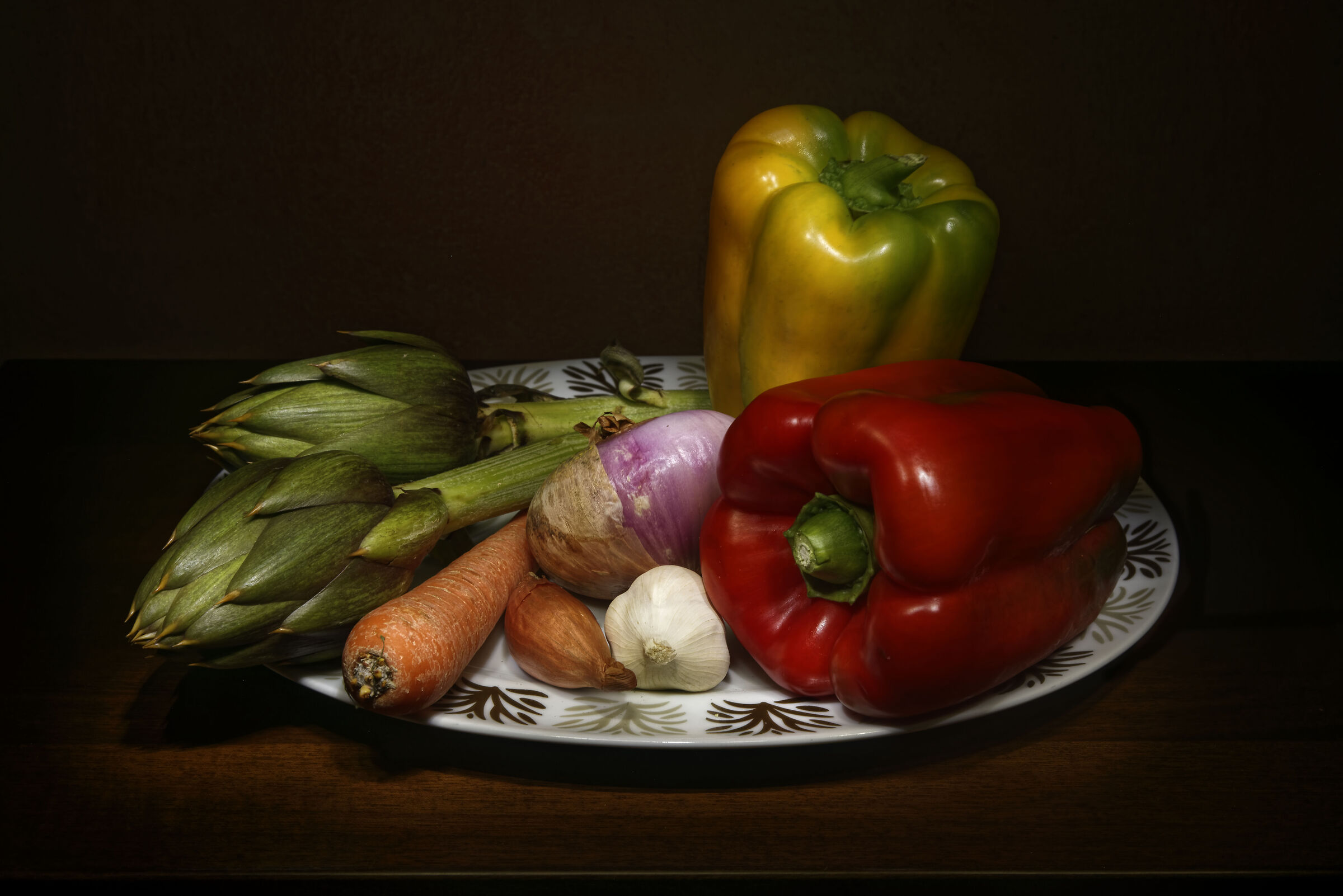 Peperoni, carciofi e ortaggi