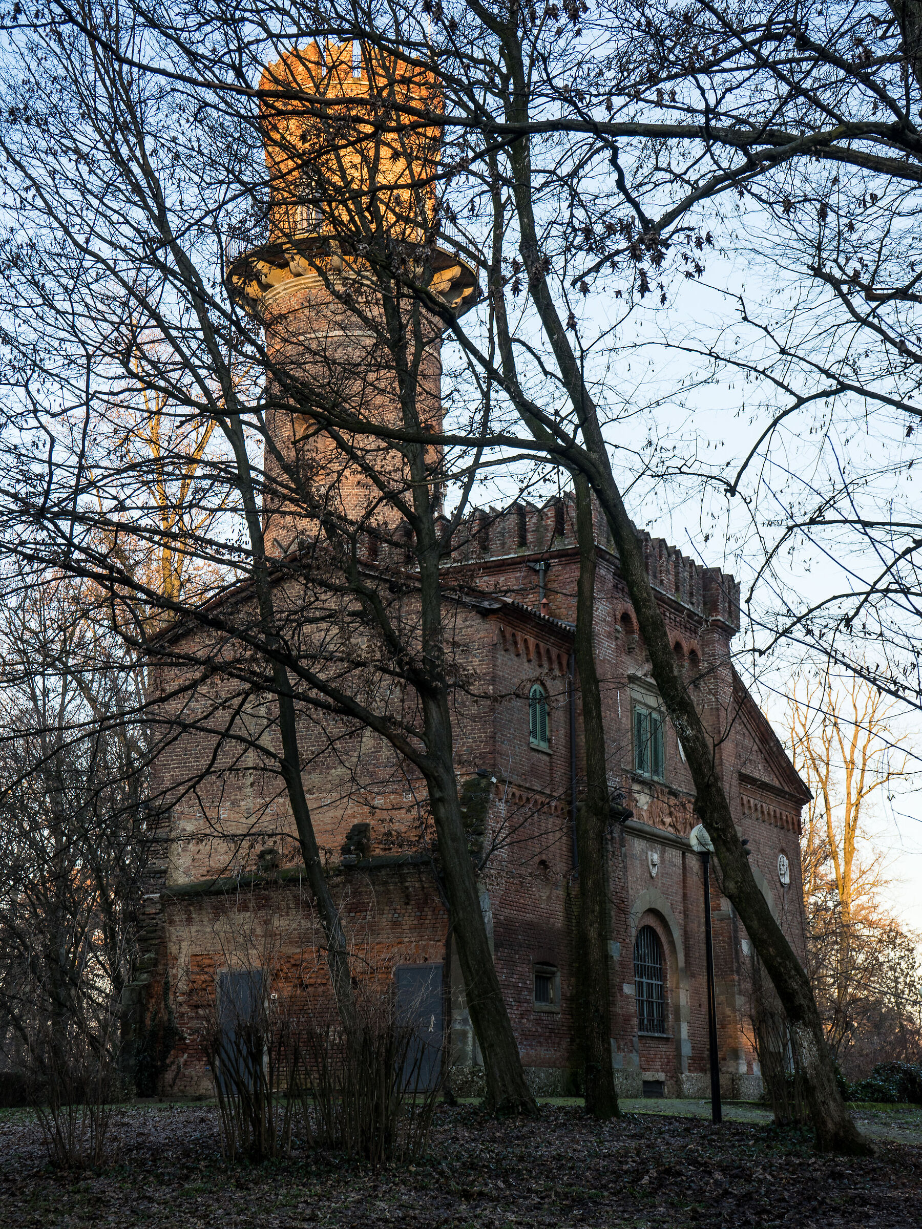 la Torretta Neogotica (giardini Villa Reale Monza)