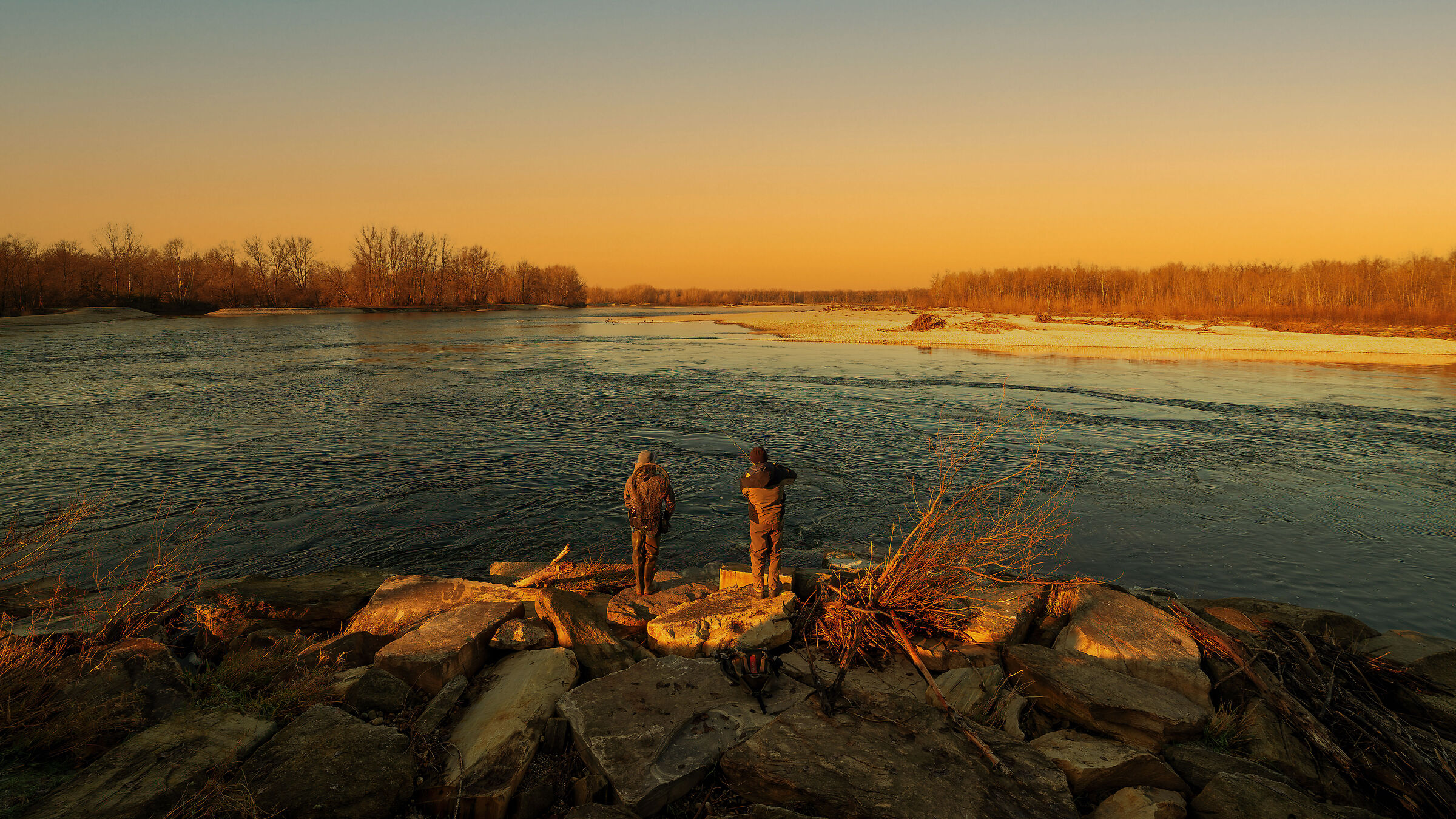 All'ombra dell'ultimo sole non si è assopito ...