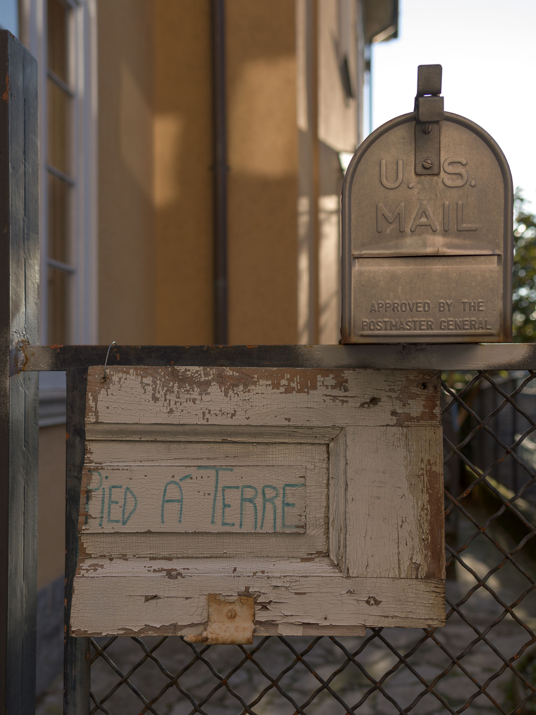 Un piede in Francia uno in America