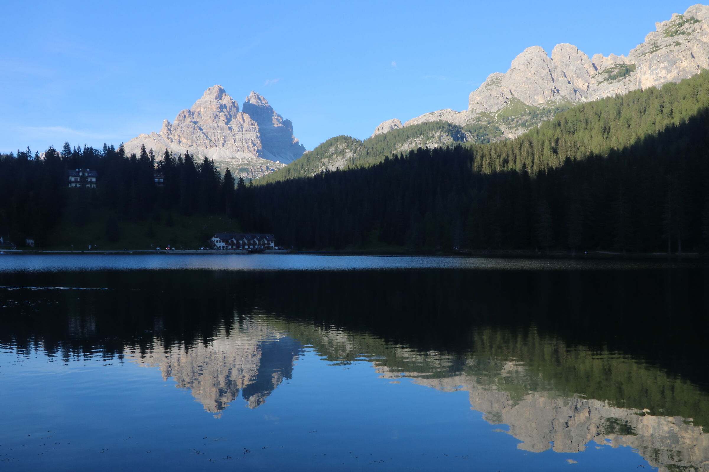Mirror of the Three Peaks