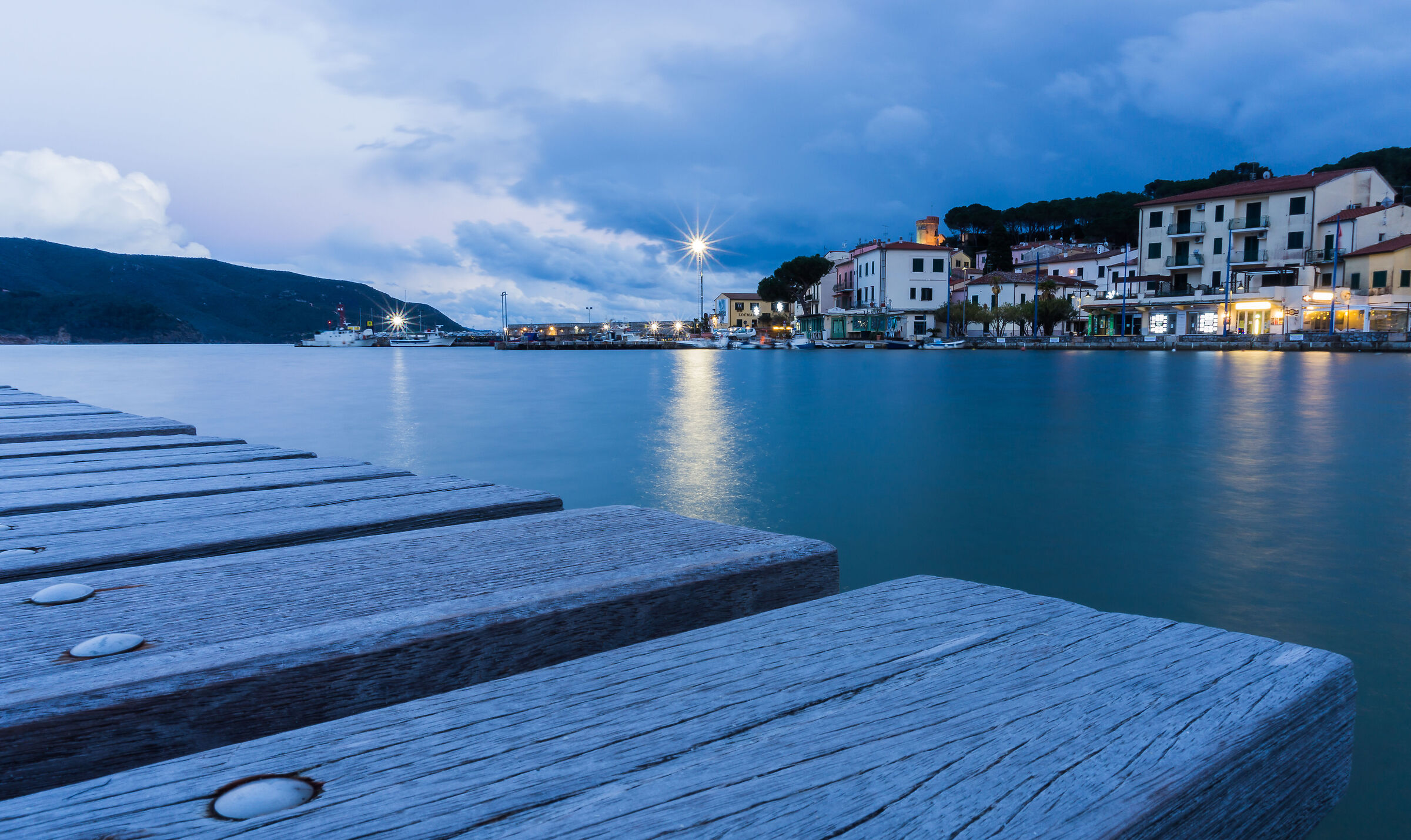 Cloudy sunset in Marina di Campo