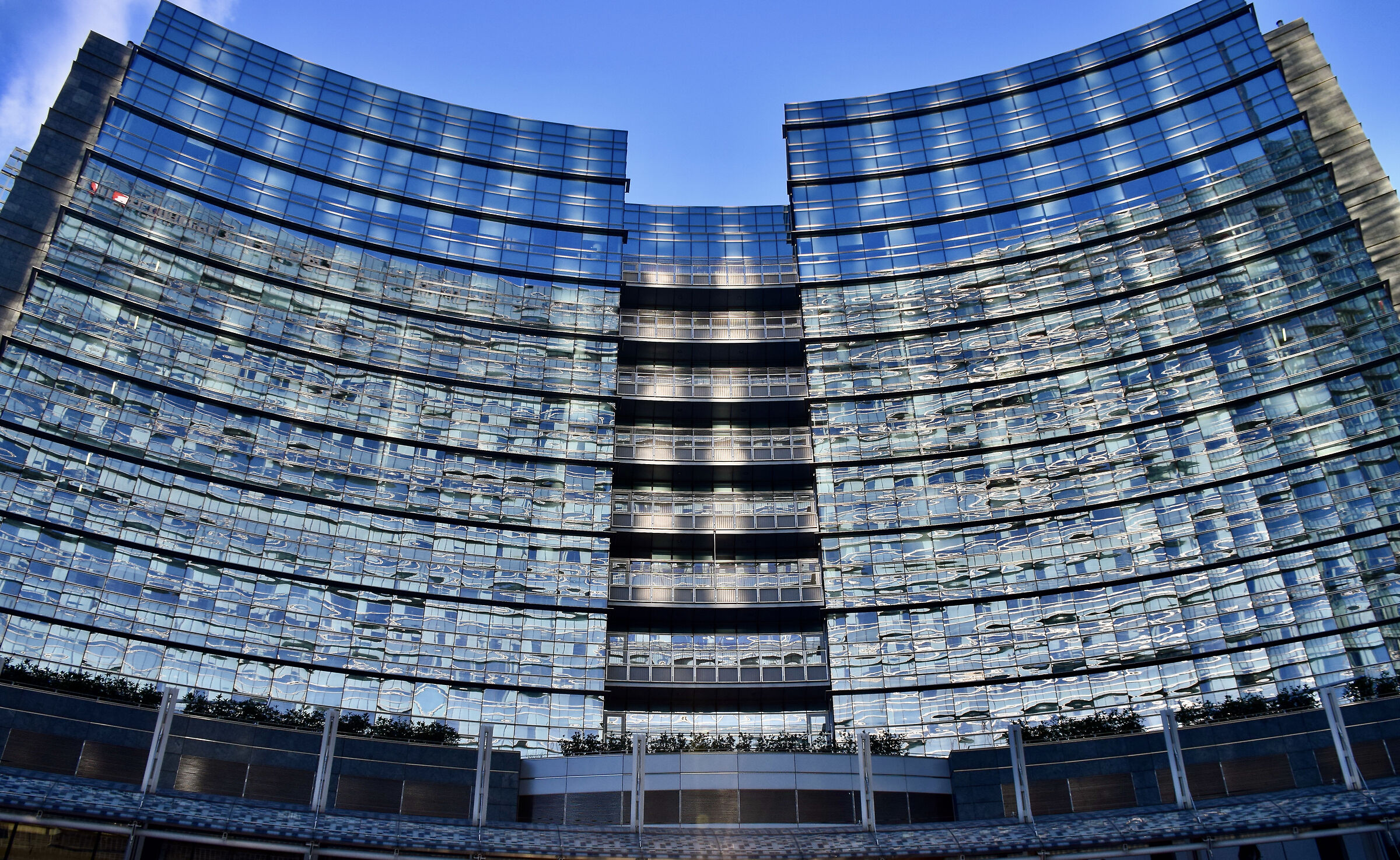 Play of lights and reflections