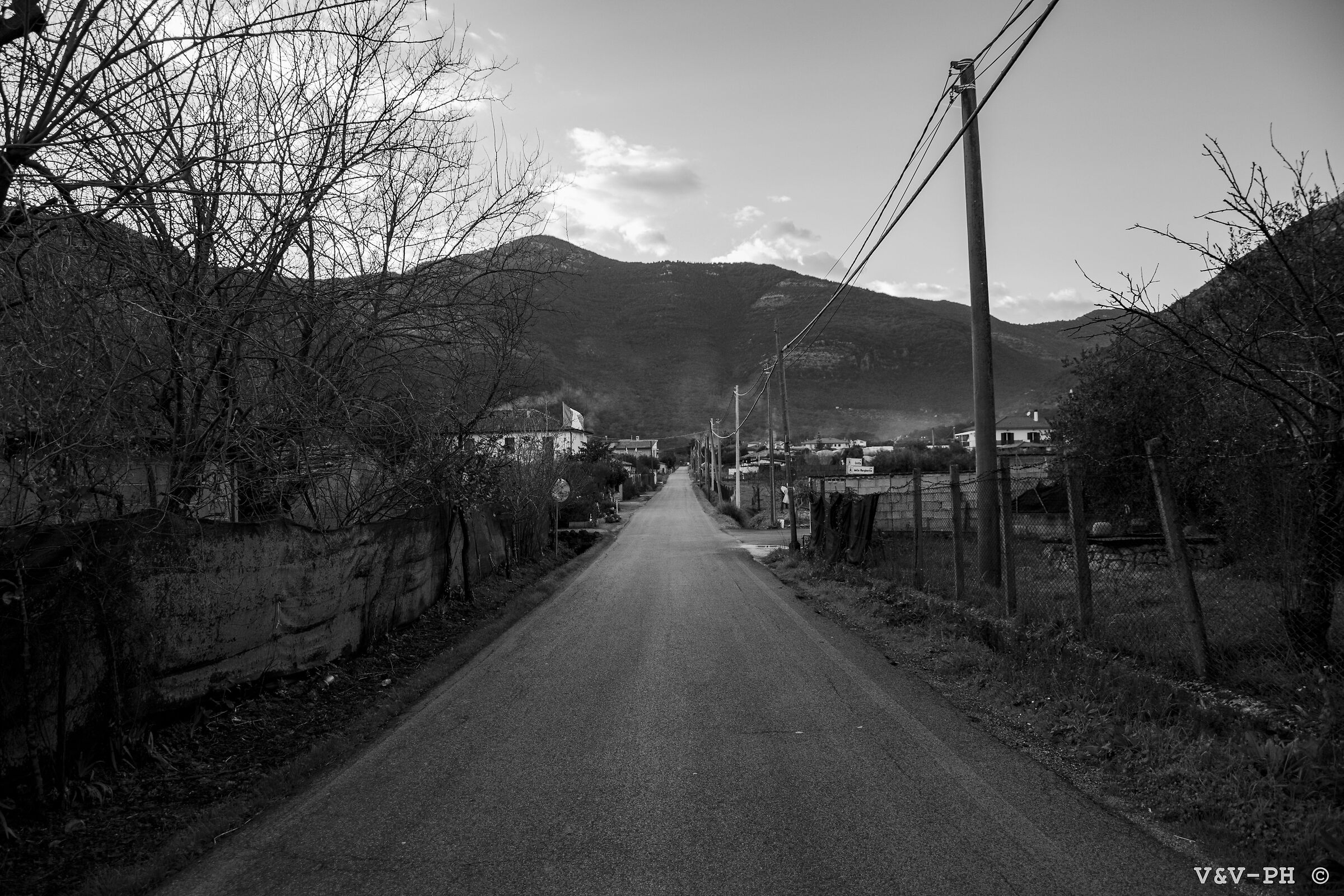 The Road to Vallemarina - Monte San Biagio (LT)