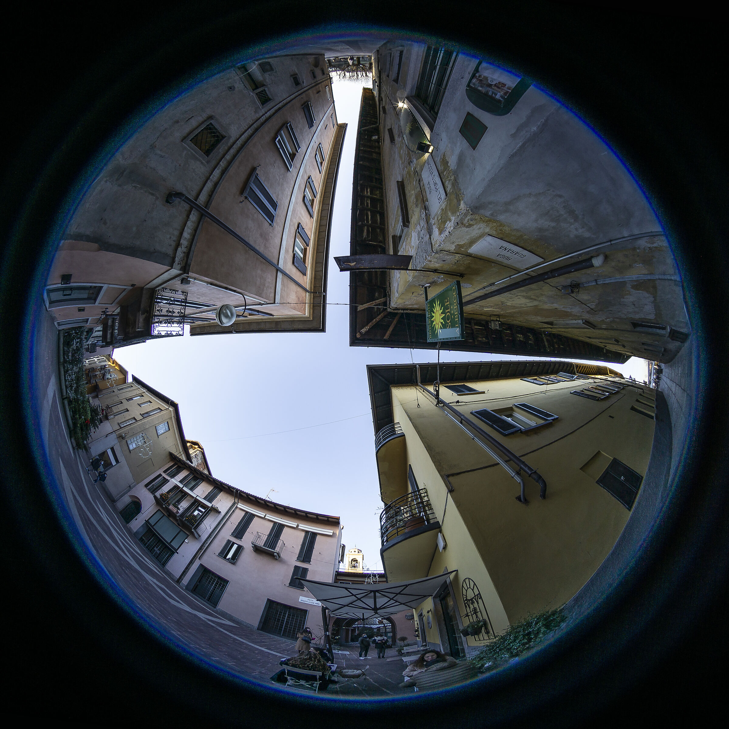 Sesto Calende - Piazza Cesare Abba - 6