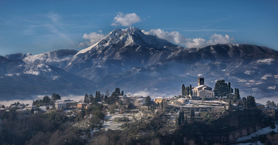 Barga and the Pania