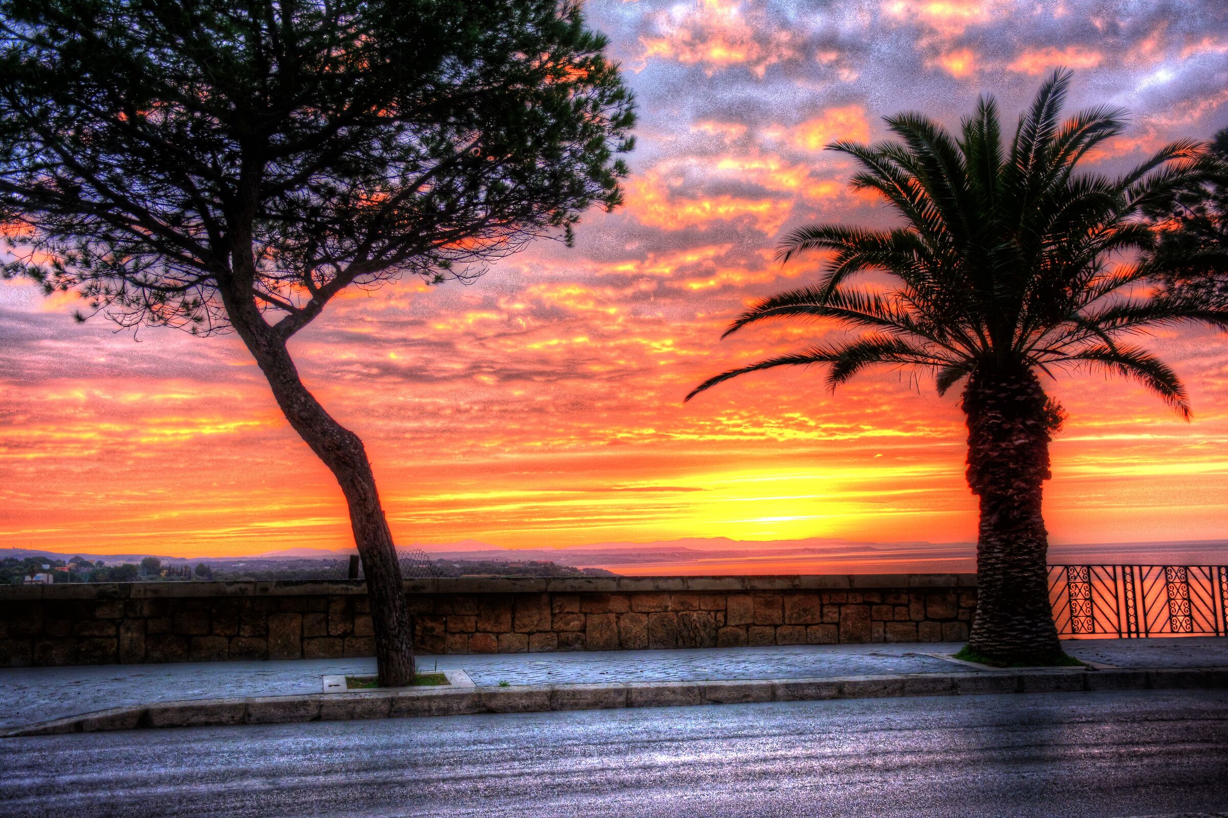 Alba rossa a Sciacca