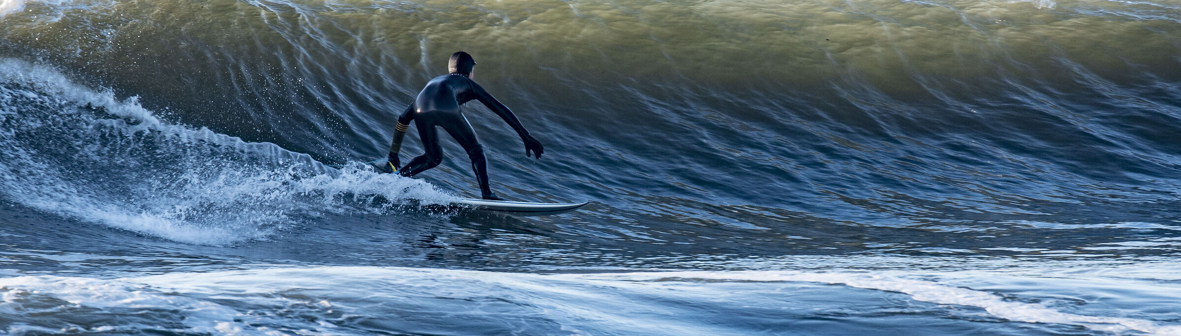 Australia, sta entrando nel gigantesco "tubo" .......