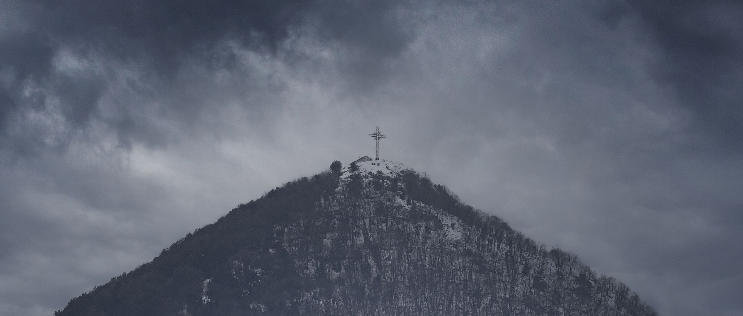Monte Cacume innevato