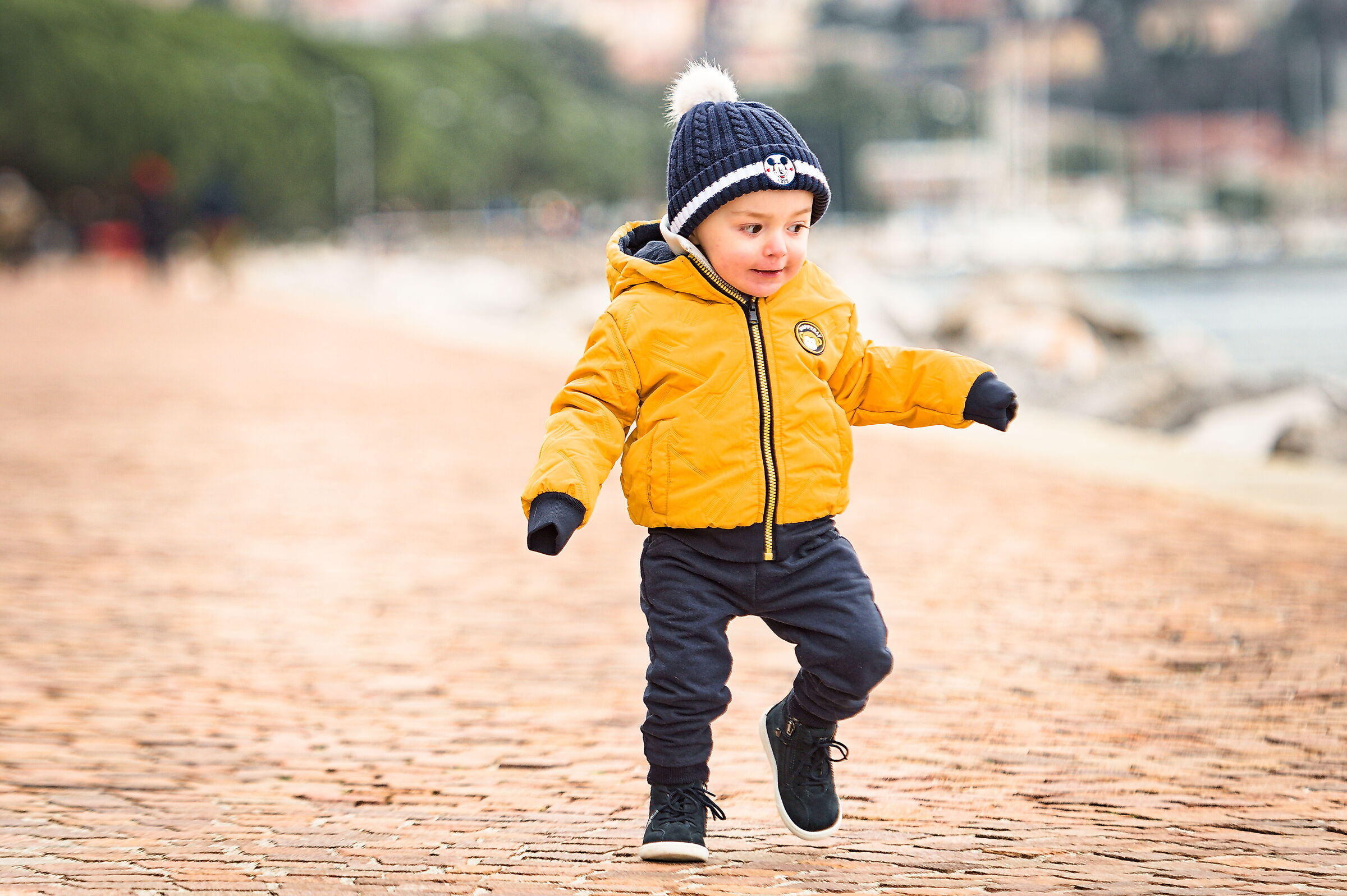 Hands in the vest to better face the winter