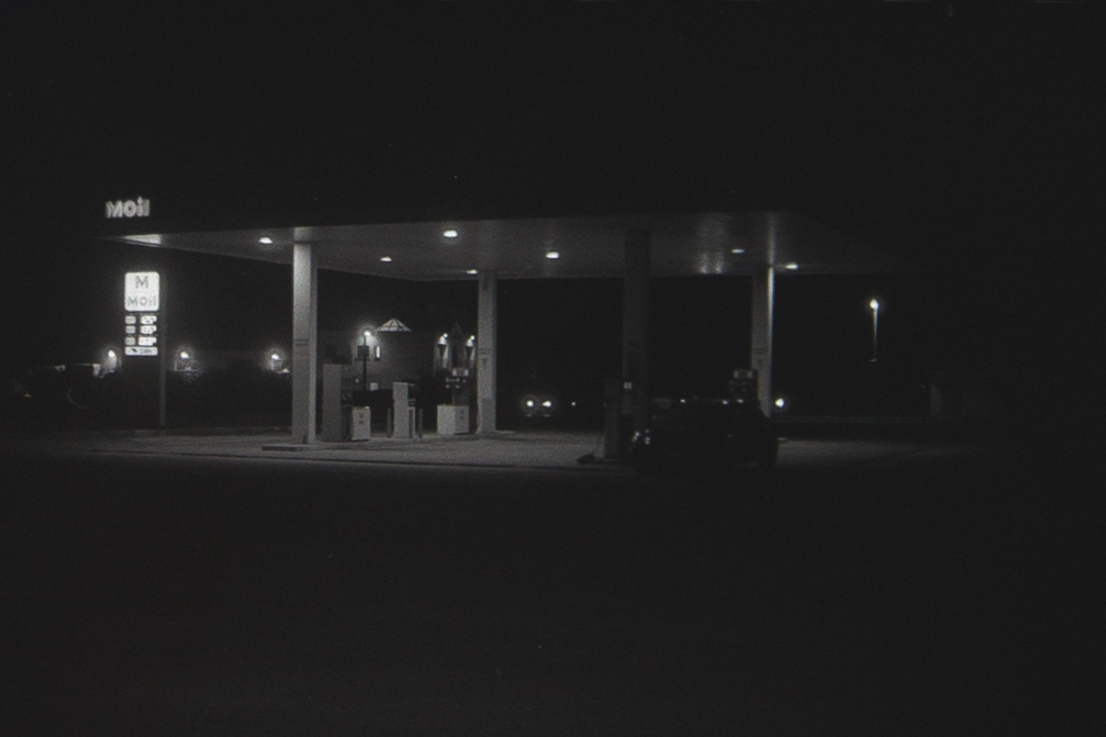 GAS station