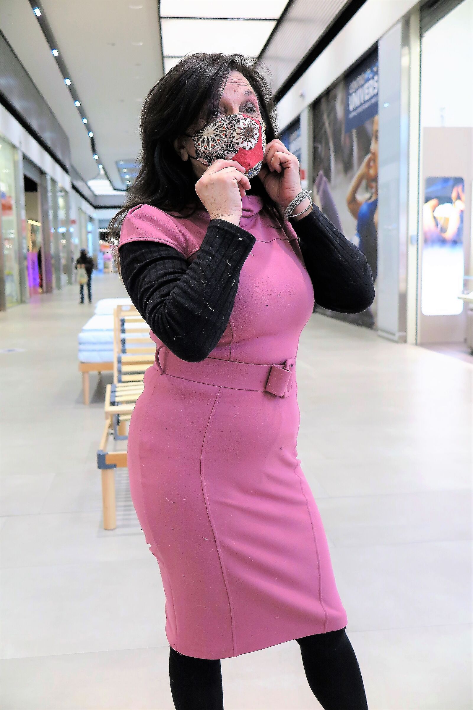 Quattro chiacchiere con una conoscente.