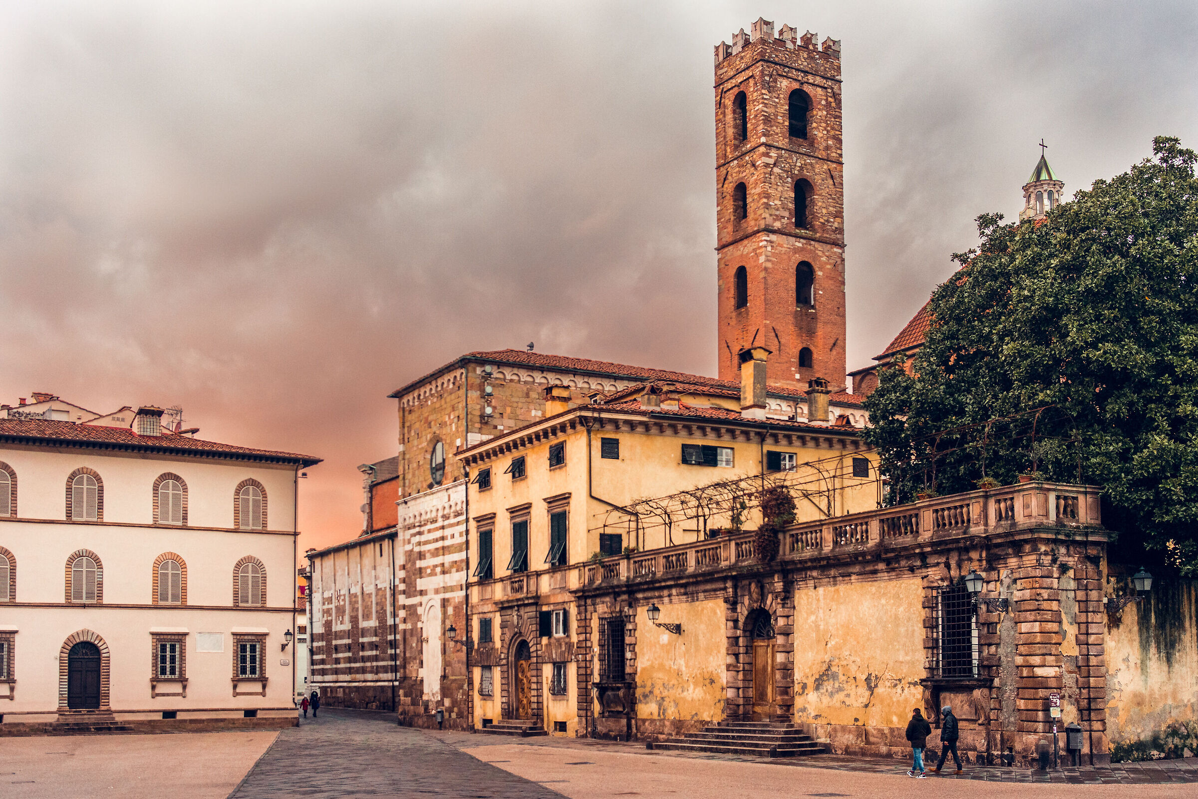 Vista dal Duomo di Lucca