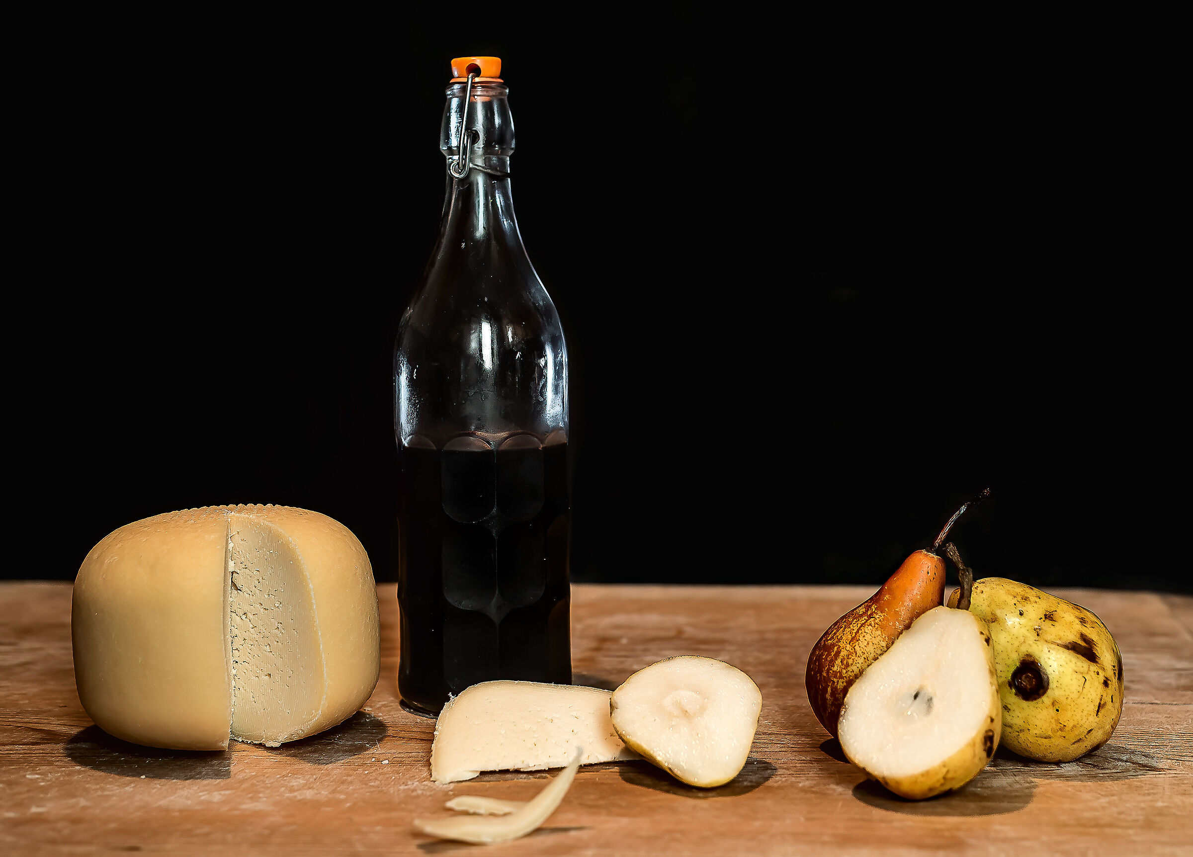 formaggio di mucca e pere