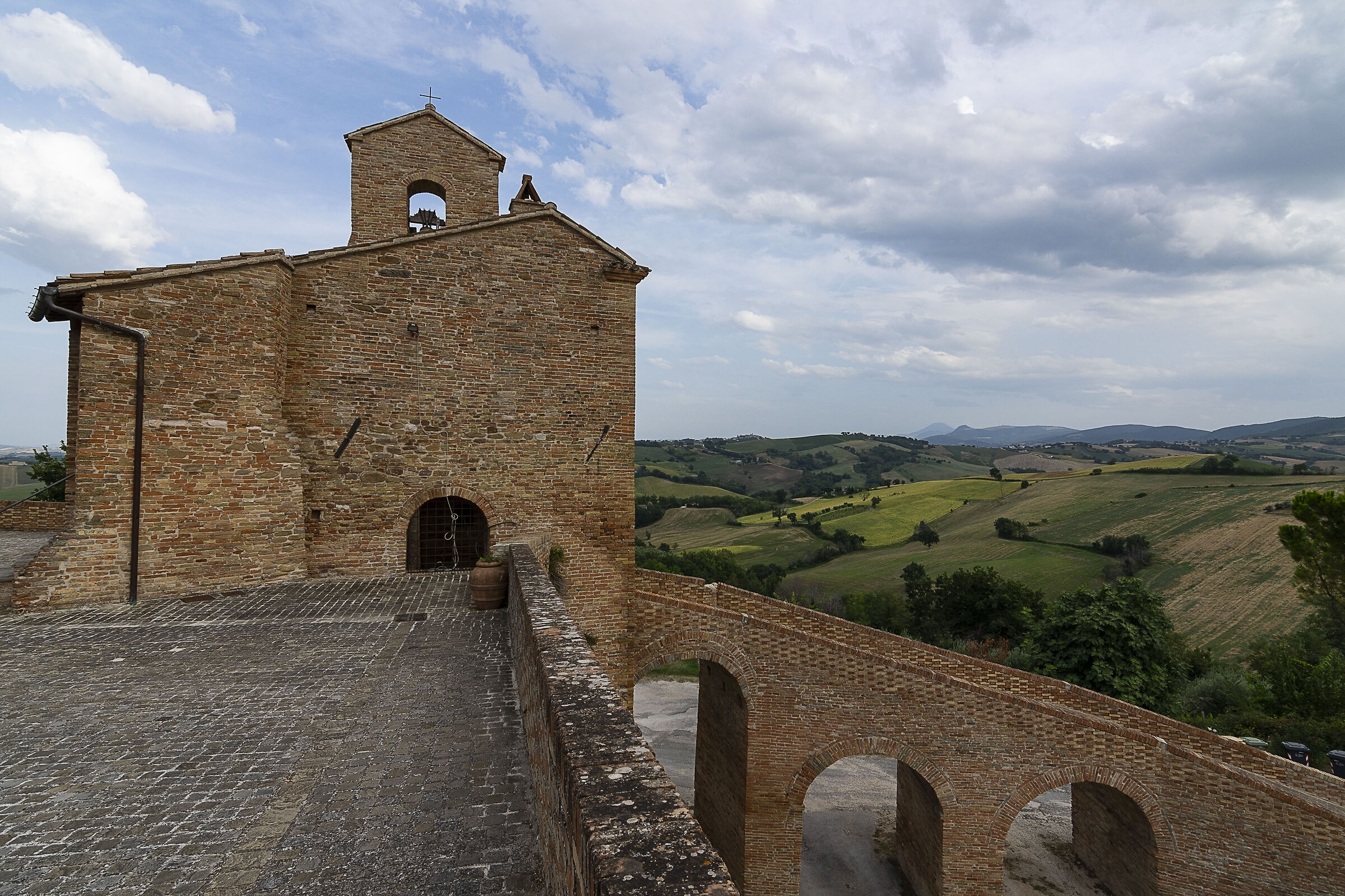 Loretello- Wikipedia