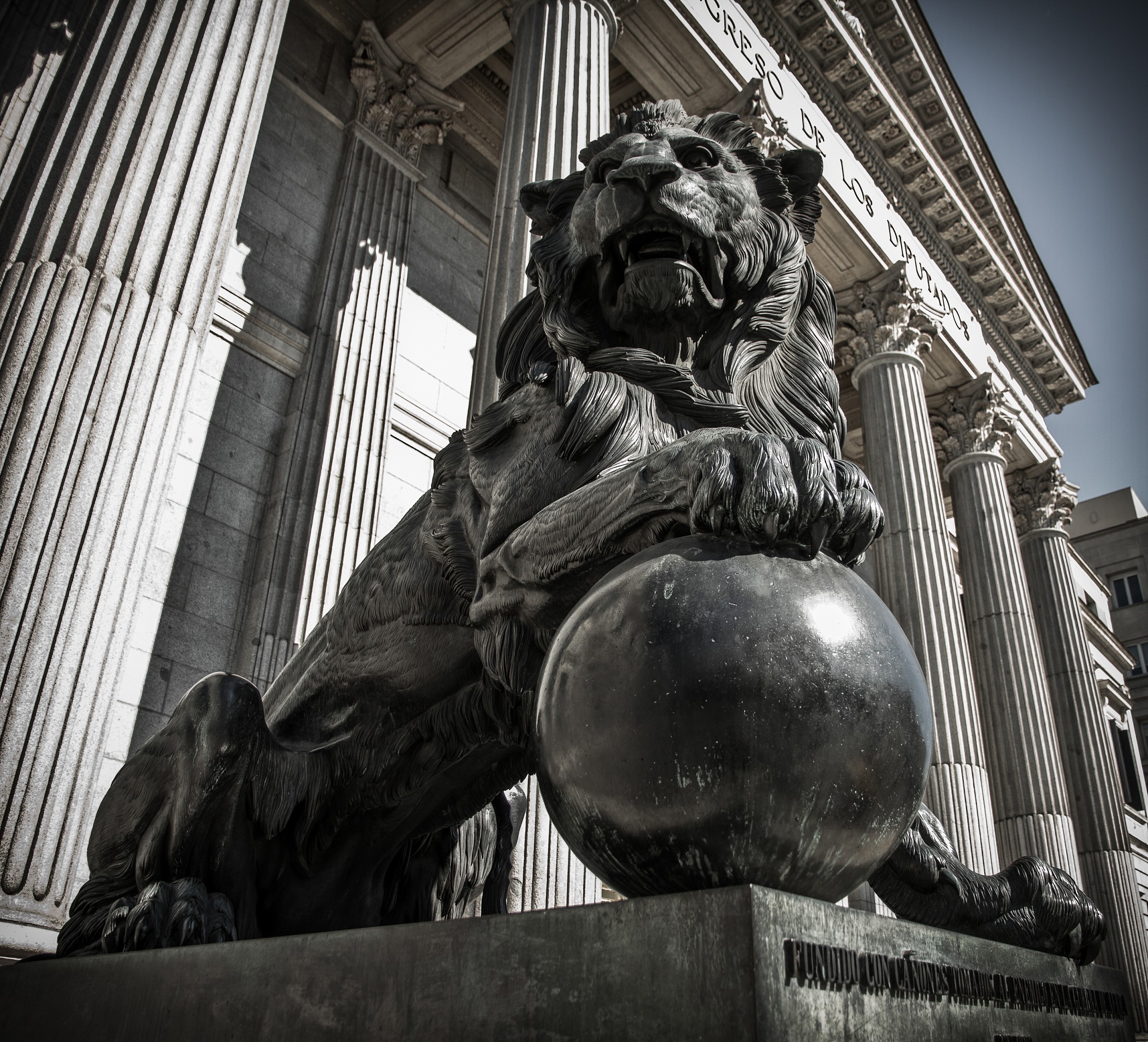 EL león de las Cortes