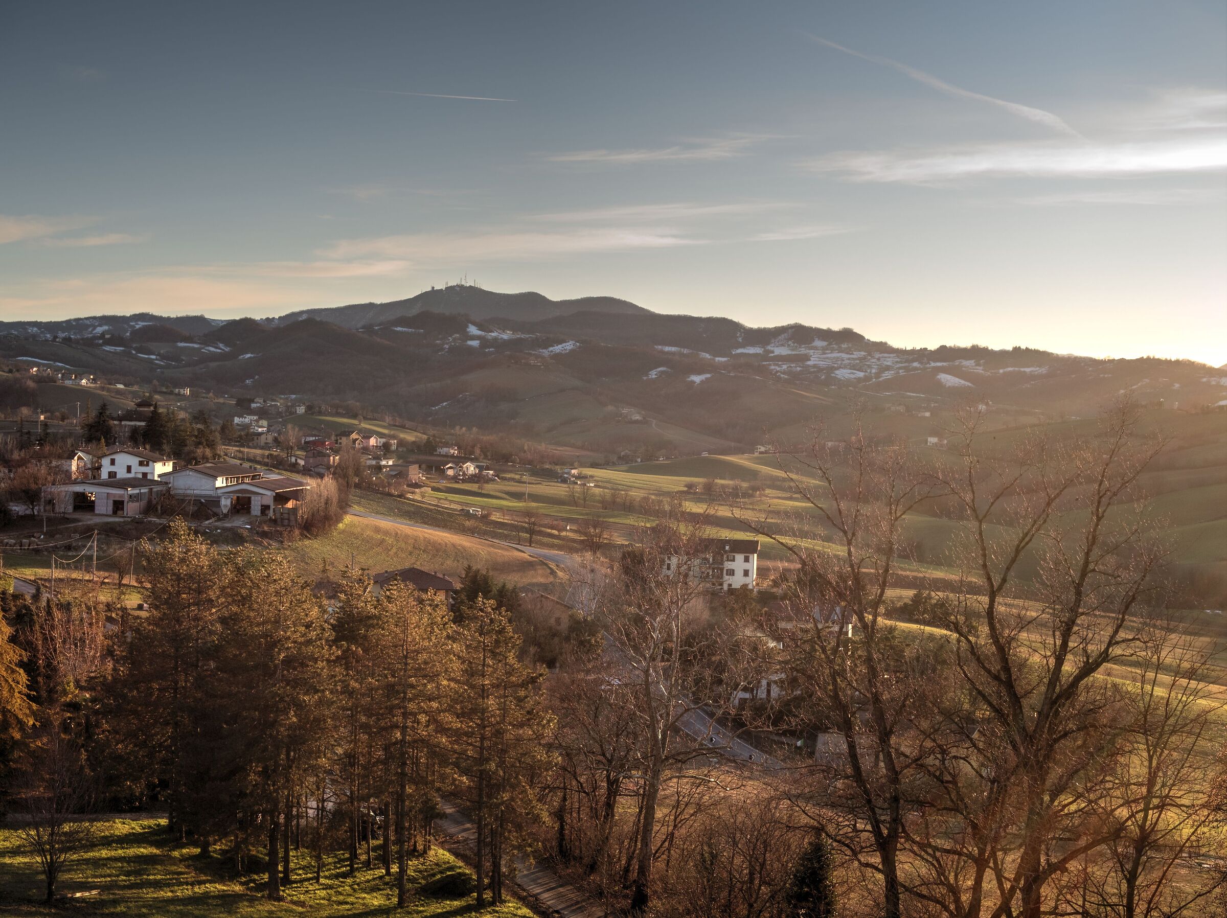 Tramonto guardando il Monte Canate (pr)