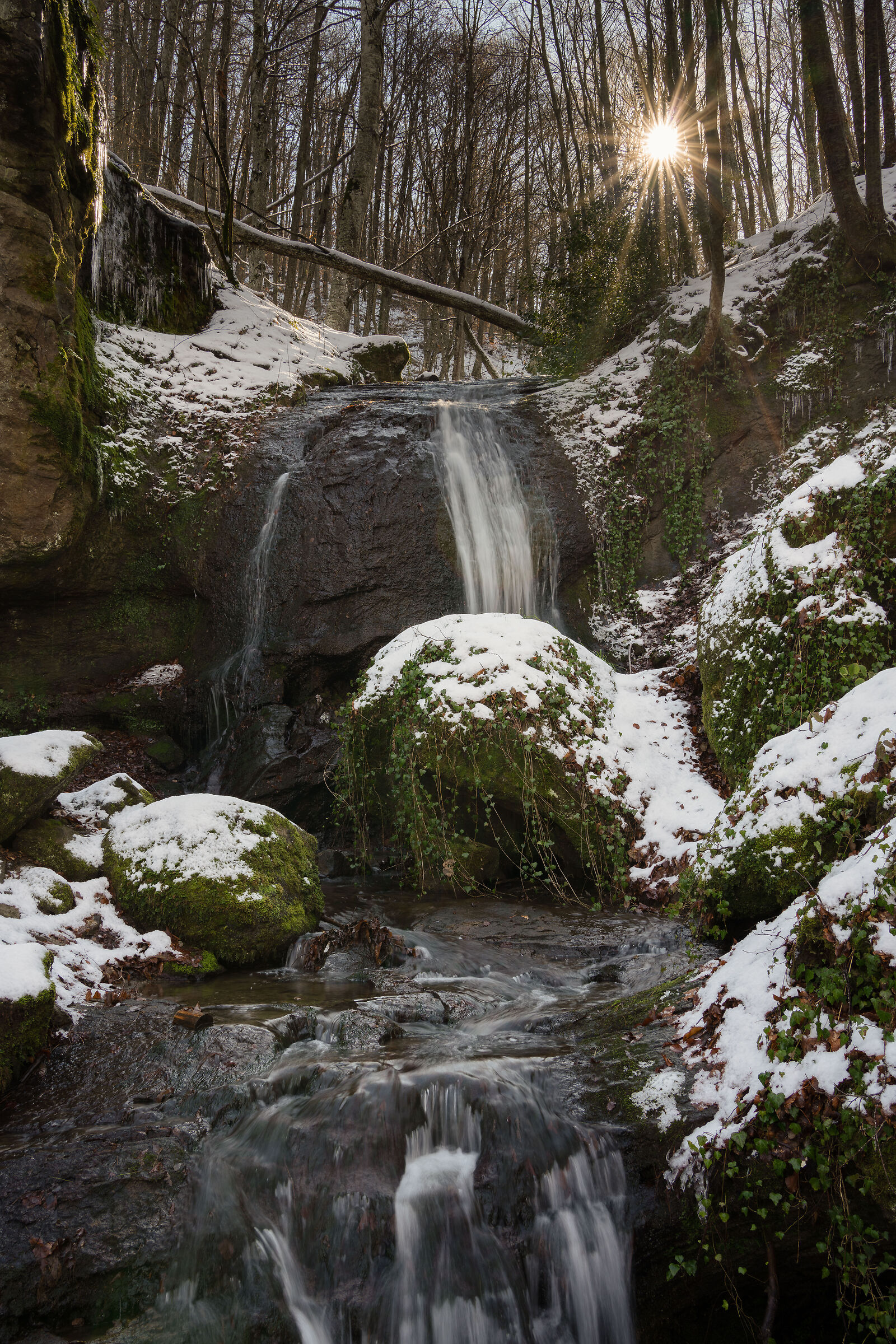 Cascata innevata Monte Amiata