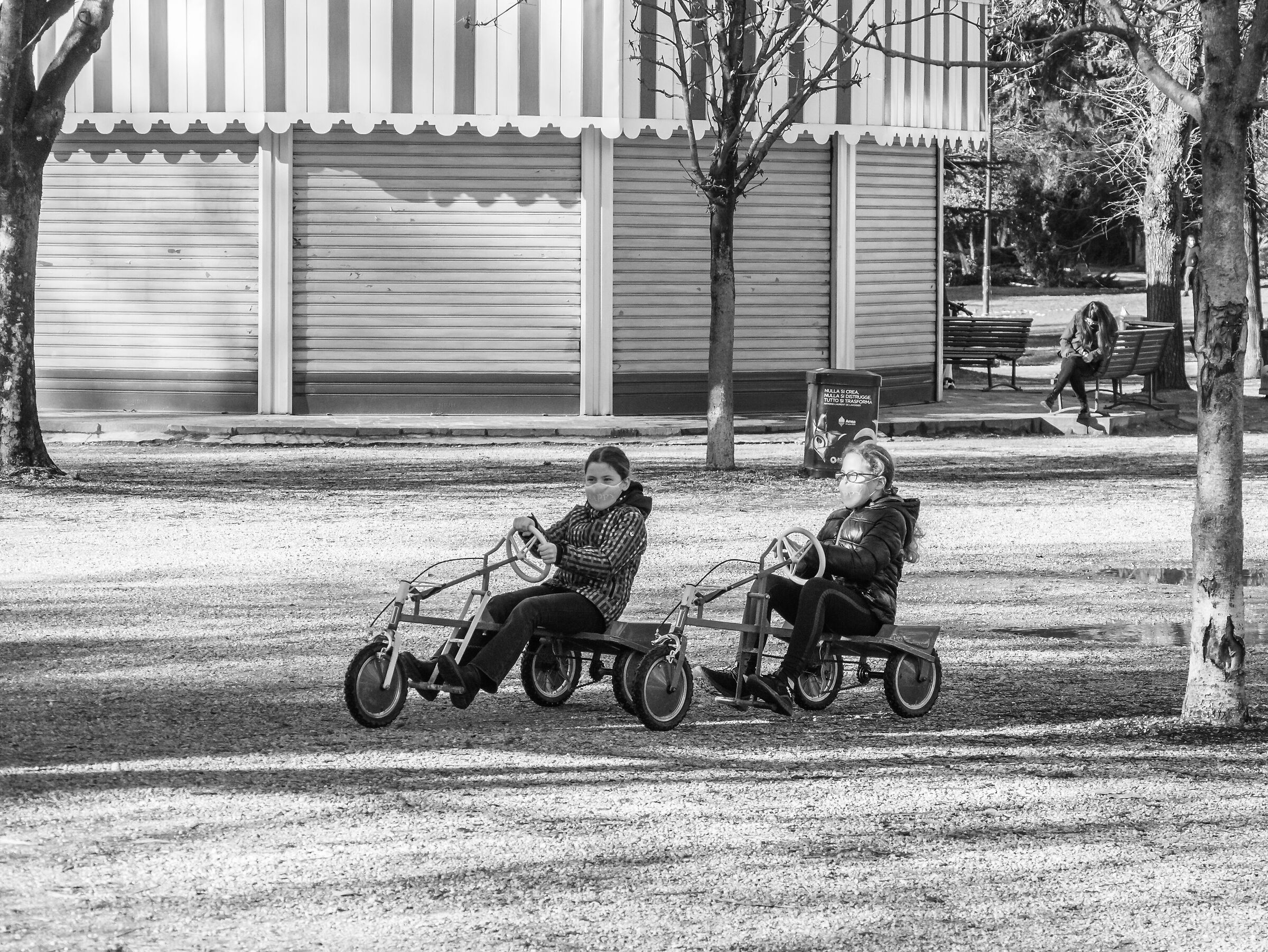 Life goes on anyway - Giardini Montanelli MIlano