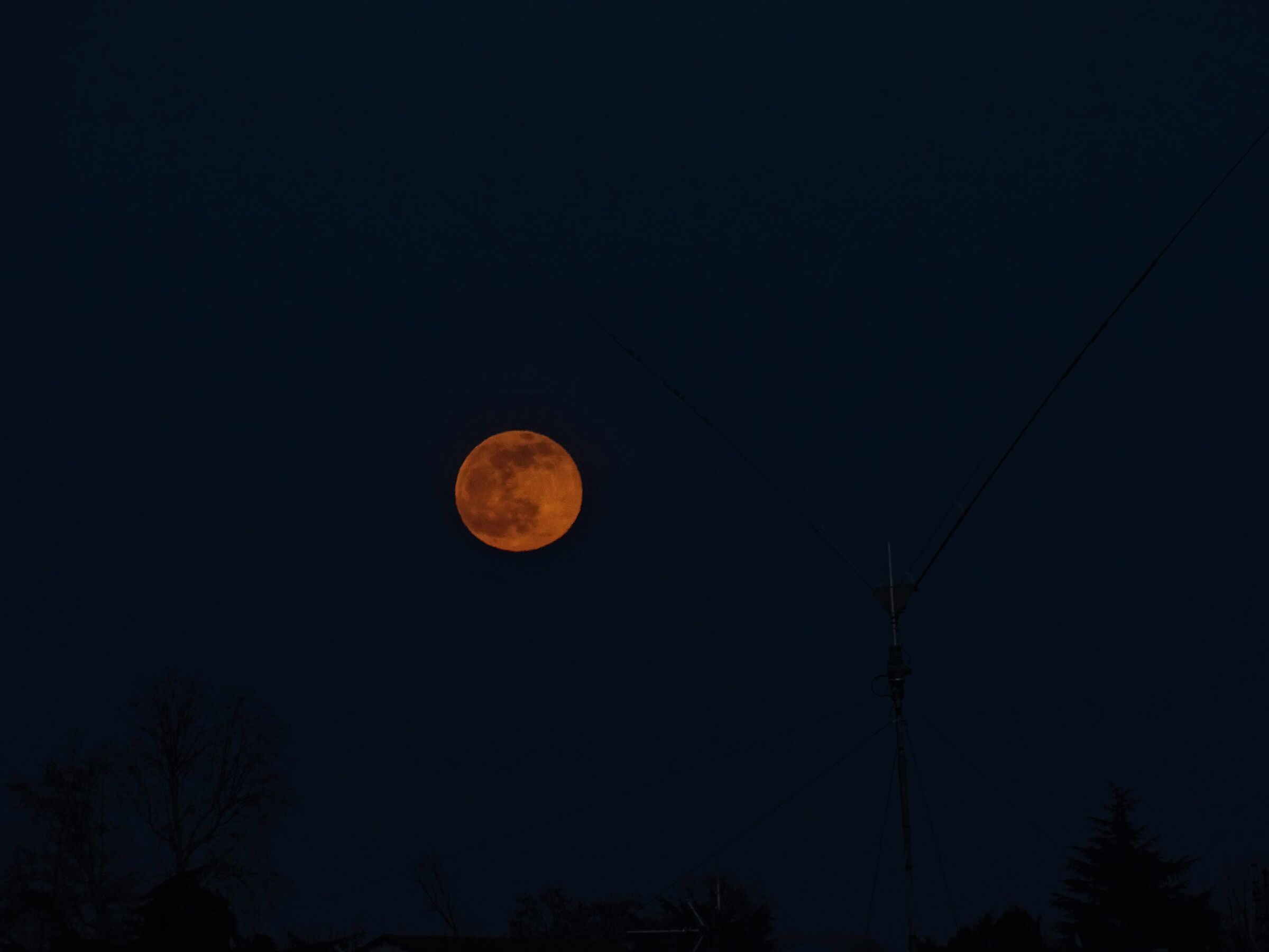 the moon and the antenna...