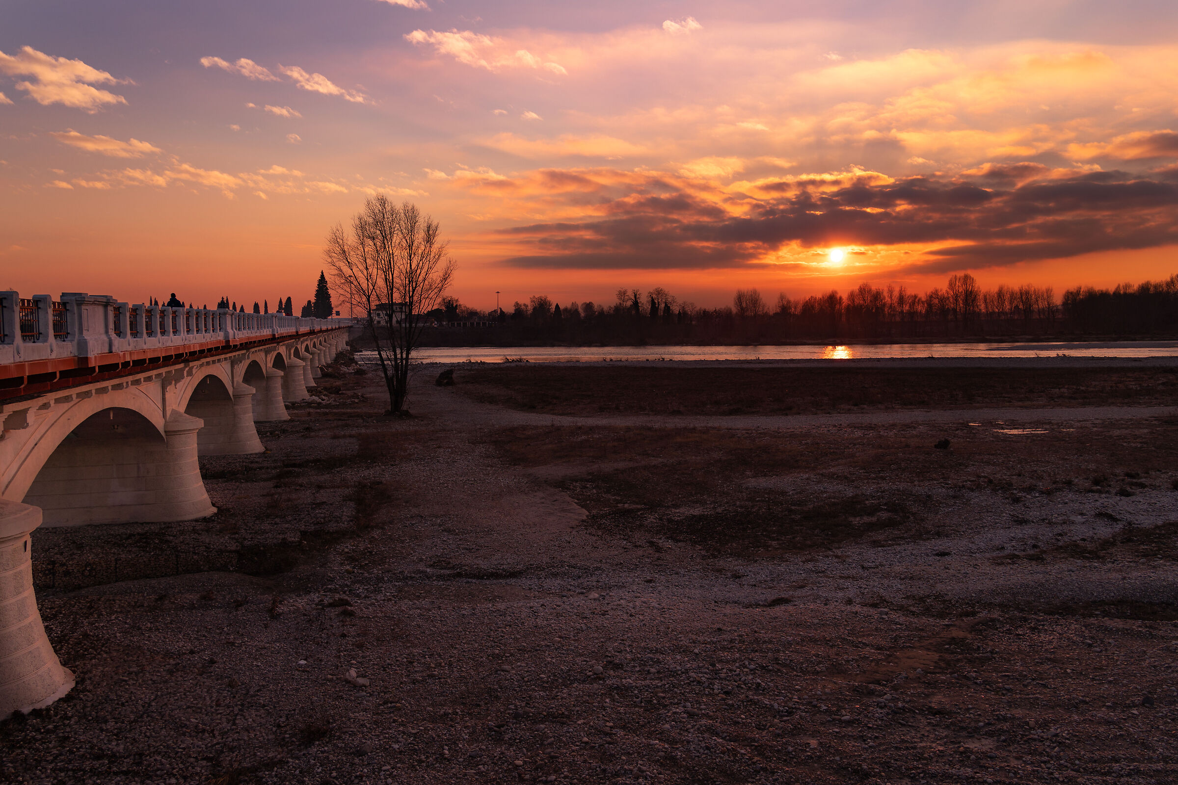 Fiume sacro alla Patria - Ponte della Priula