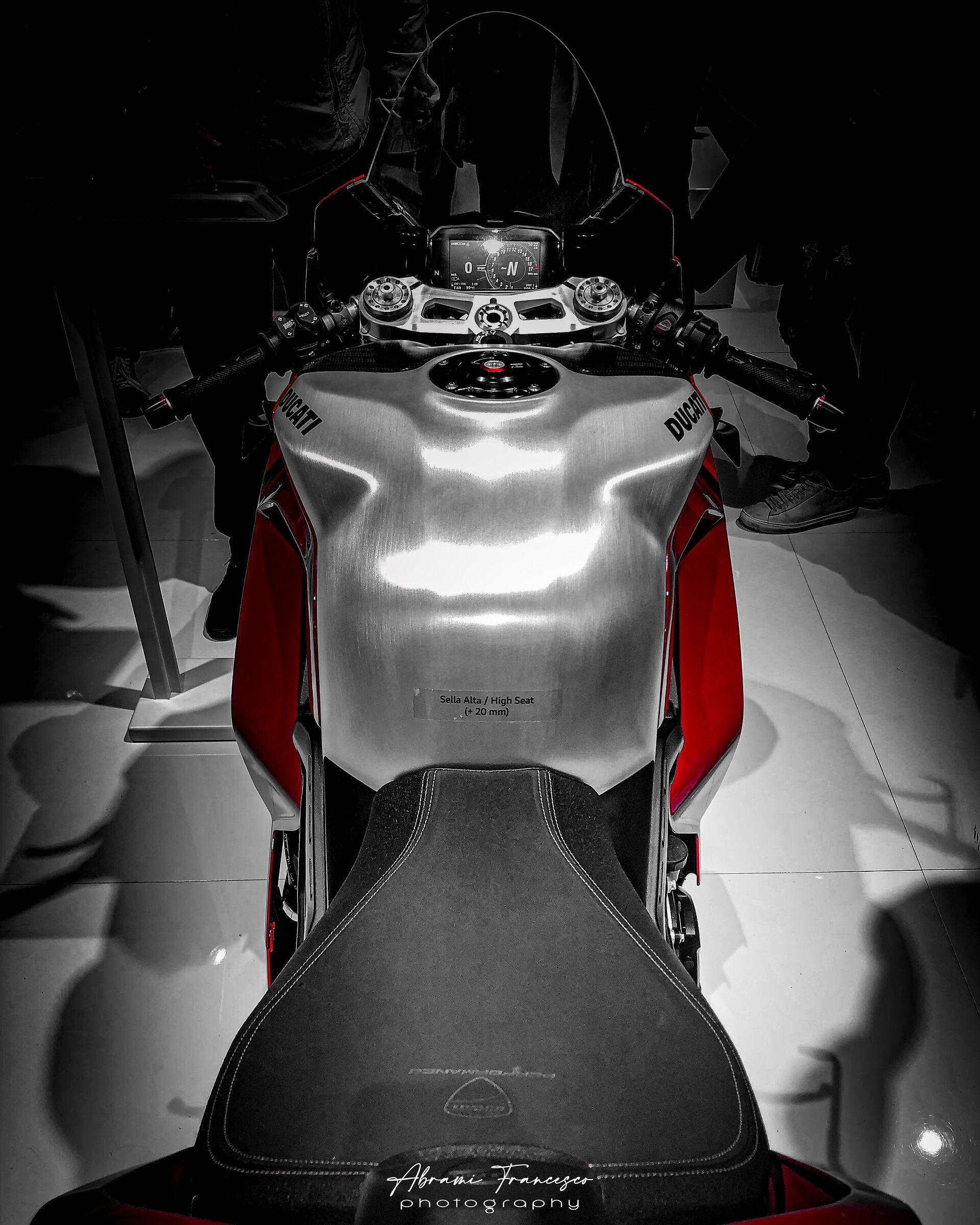 Ducati Panigale v4r