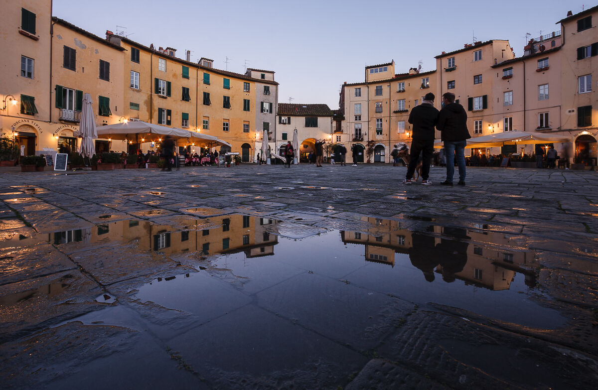 Waiting for blue ...