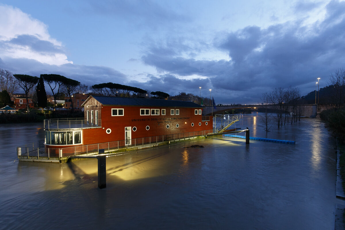 Nocturnal on the Tiber in full