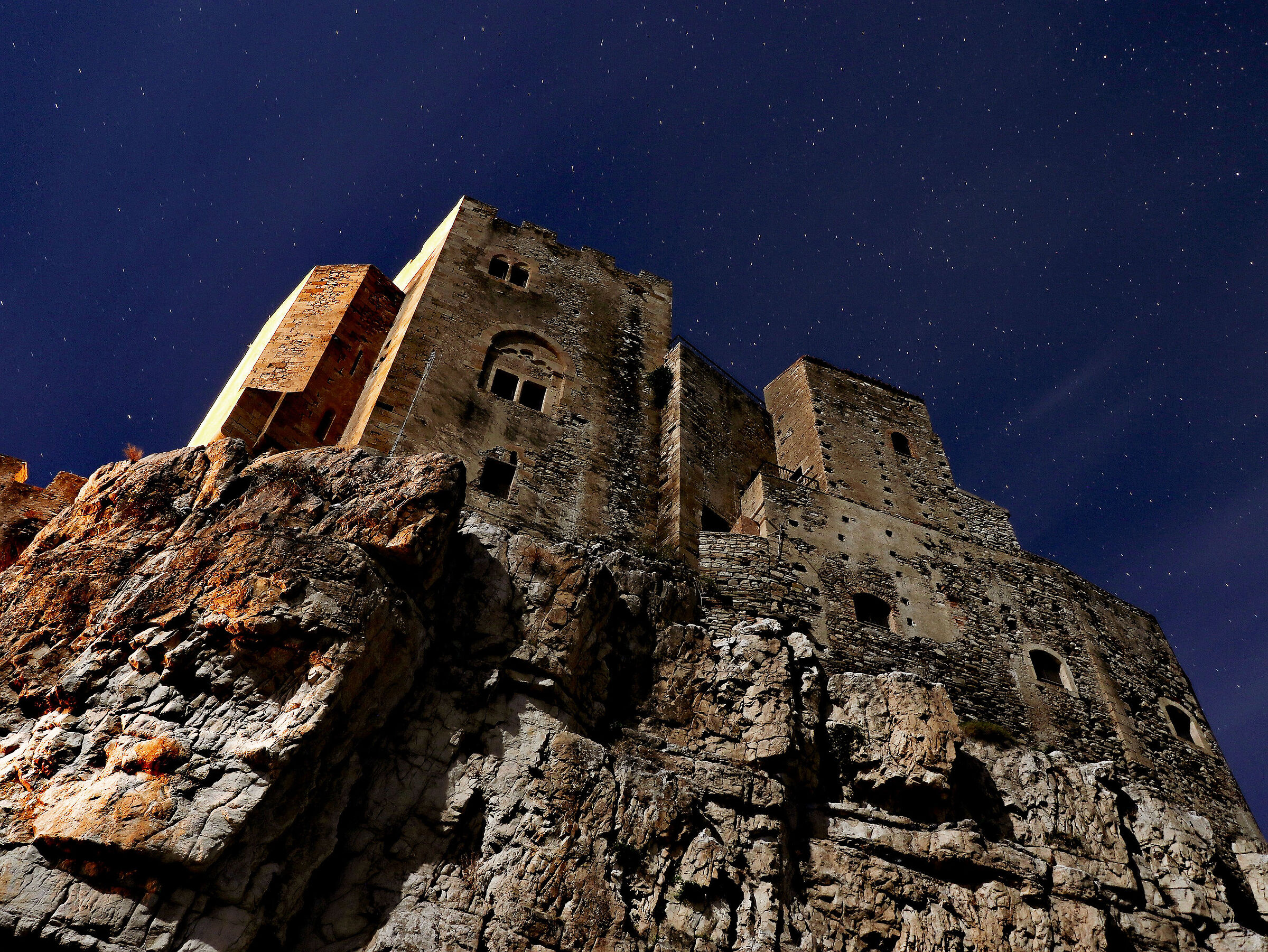 Castle of Roseto Capo Spulico