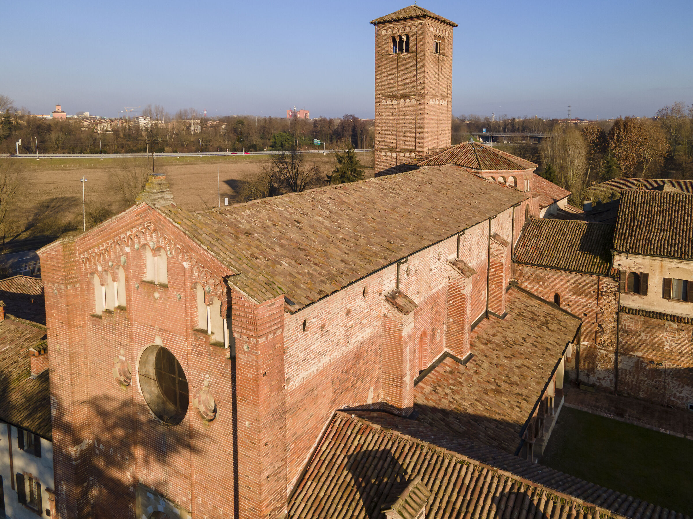Foto drone Chiesa San Lanfranco Pavia
