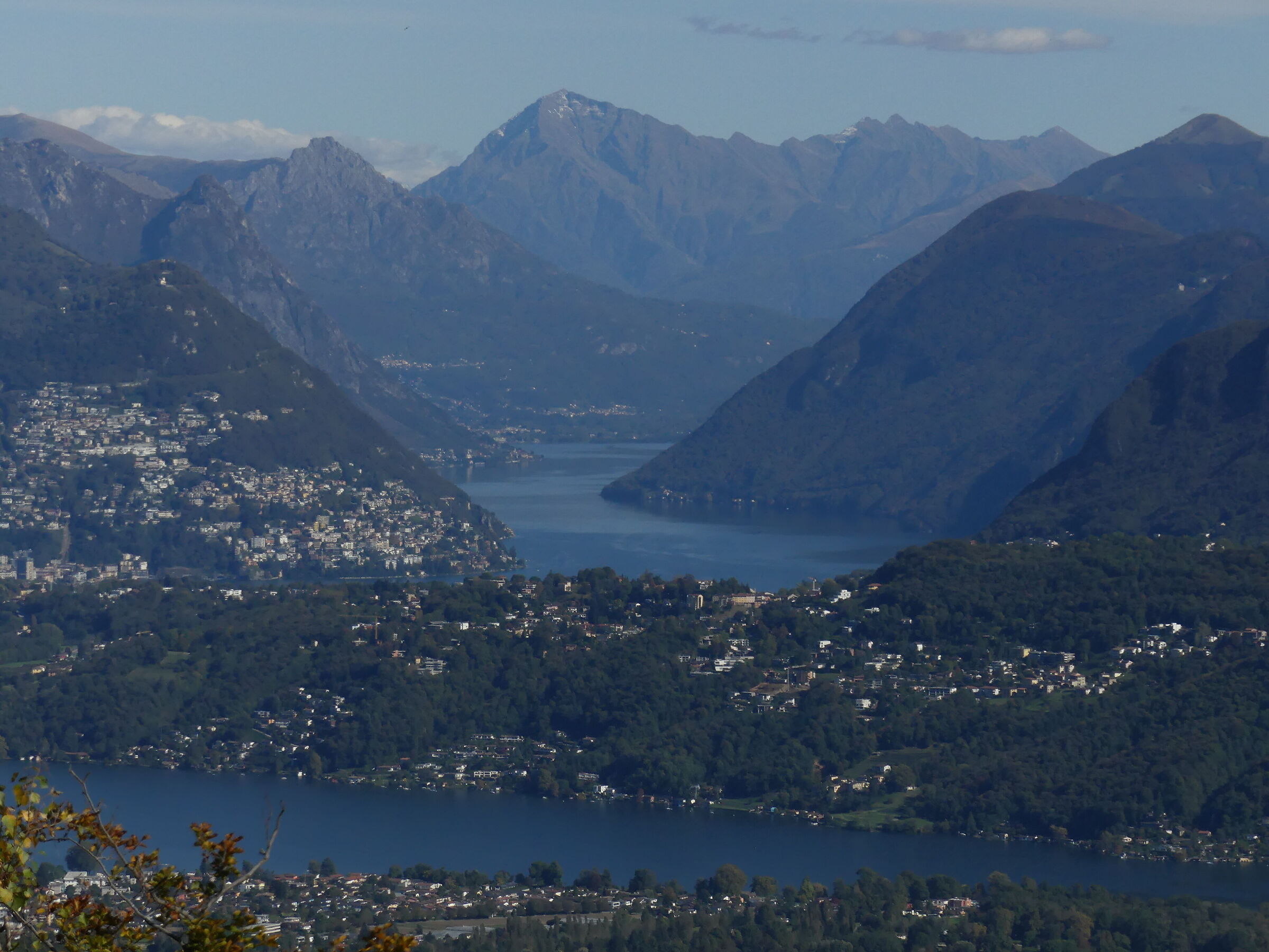 Tra laghi e montagne