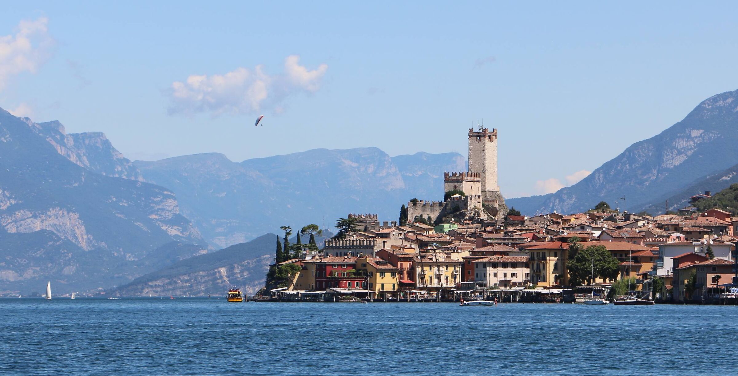 The help of memories - 1 -