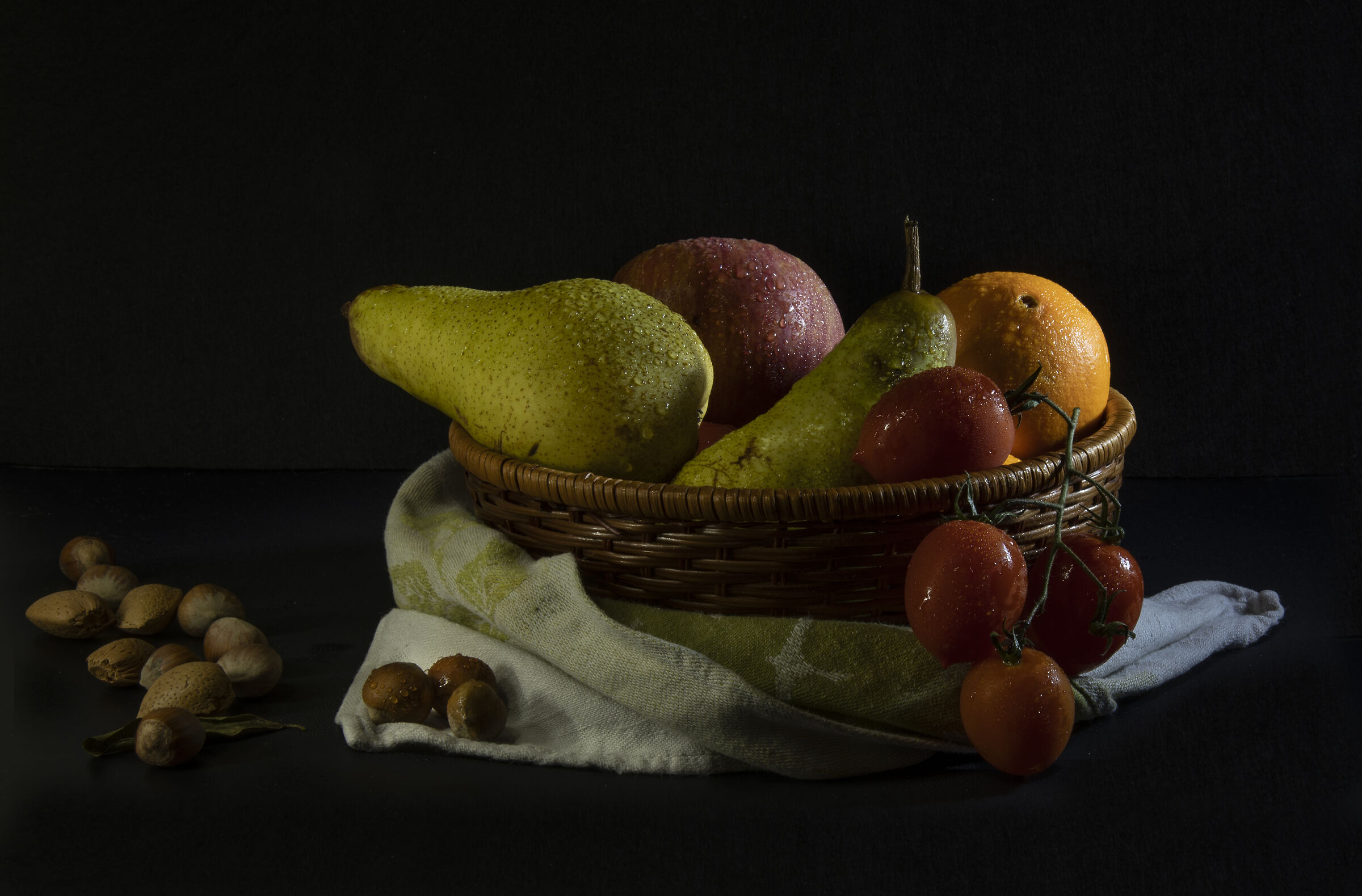 Fruit and basketball.