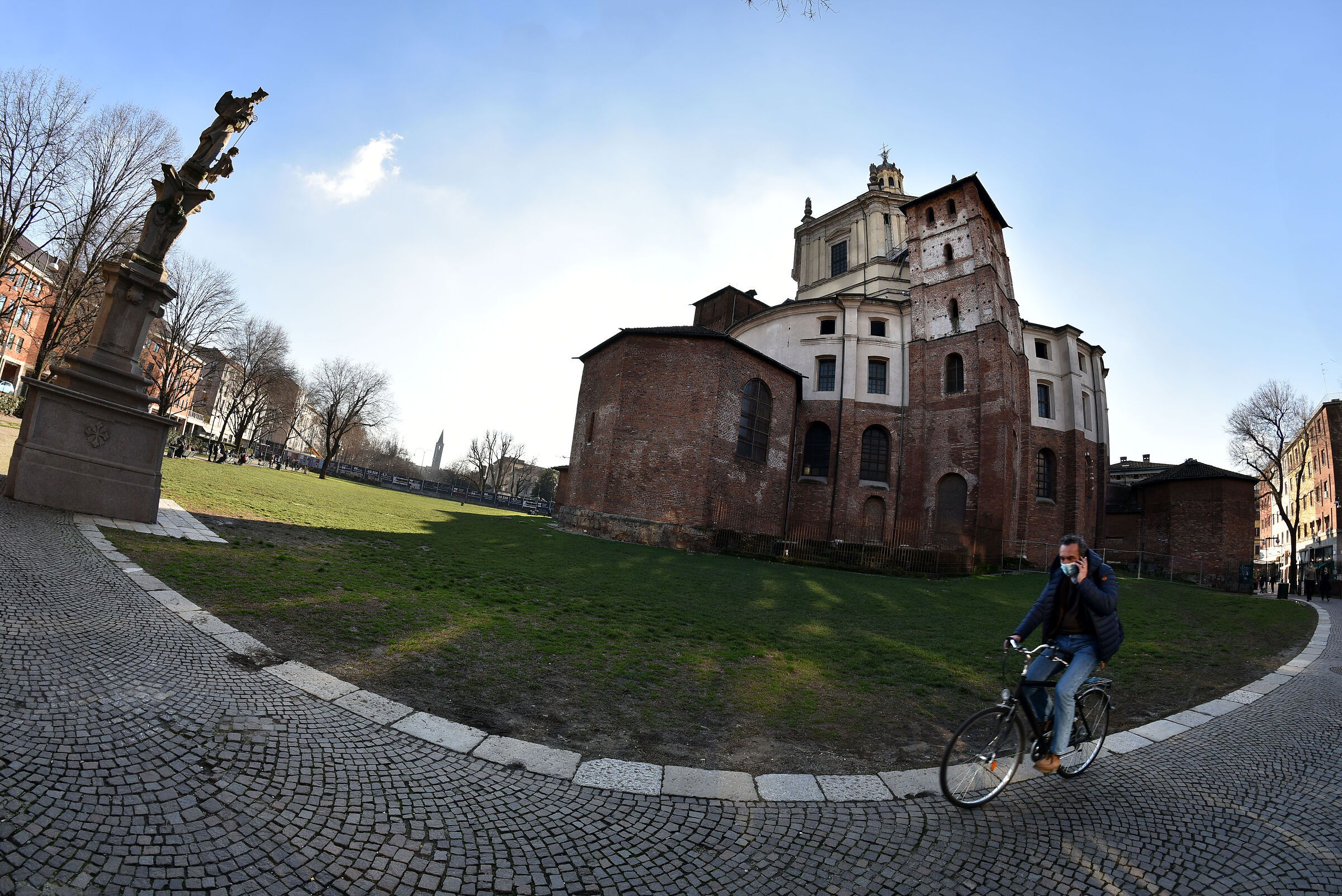 Piazza Vetra (Milano)