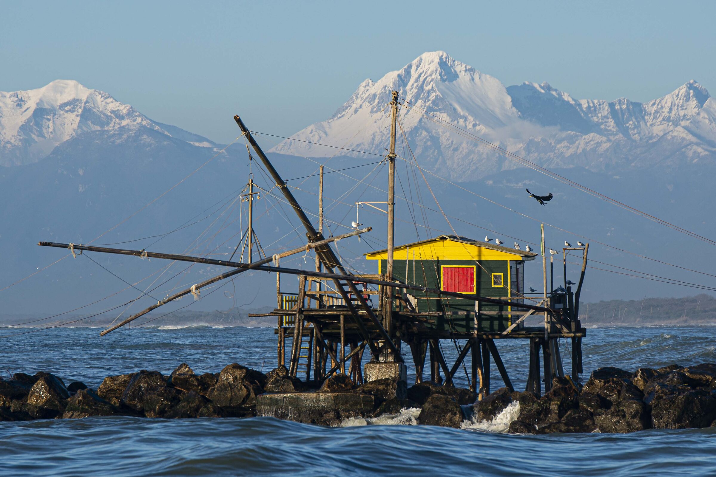 Bocca d'Arno and apuan Alps